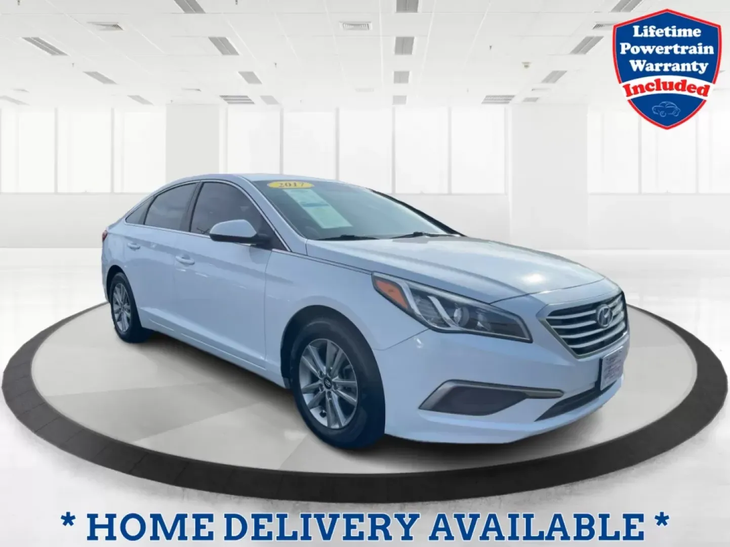 2017 Hyundai Sonata Base (5NPE24AF6HH) with an Other engine, located at 1230 East Main St, Xenia, OH, 45385, (937) 908-9800, 39.688026, -83.910172 - **Experience Comfort and Reliability with the 2017 Hyundai Sonata at Advantage Car and Credit!**<br /> <br /> Are you looking for a dependable sedan that seamlessly fits into your active lifestyle? Whether you're commuting to work, running errands around Fairborn, or making weekend getaways with fri - Photo#0