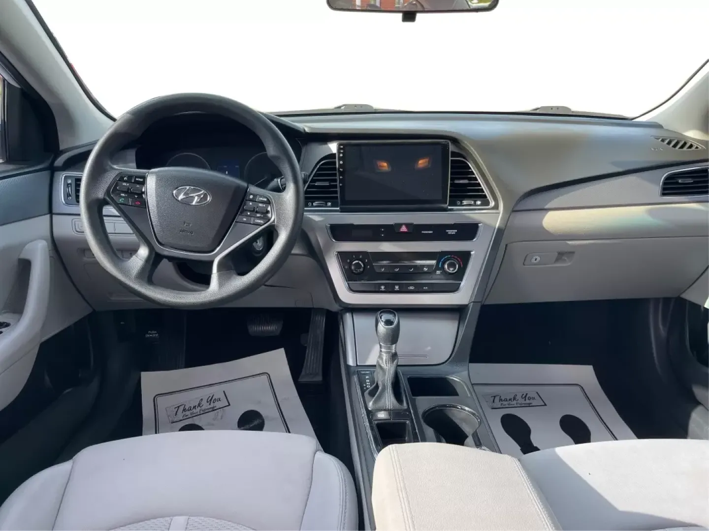 2017 Hyundai Sonata Base (5NPE24AF6HH) with an Other engine, located at 1230 East Main St, Xenia, OH, 45385, (937) 908-9800, 39.688026, -83.910172 - **Experience Comfort and Reliability with the 2017 Hyundai Sonata at Advantage Car and Credit!**<br /> <br /> Are you looking for a dependable sedan that seamlessly fits into your active lifestyle? Whether you're commuting to work, running errands around Fairborn, or making weekend getaways with fri - Photo#21