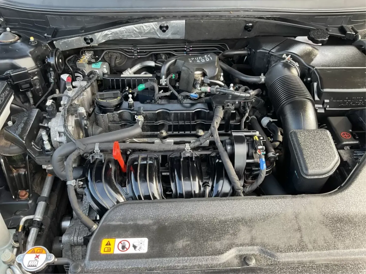 2017 Hyundai Sonata Sport (5NPE34AF9HH) with an 2.4L I-4 gasoline direct injection engine, located at 1230 East Main St, Xenia, OH, 45385, (937) 908-9800, 39.688026, -83.910172 - **Drive Your Dreams with the 2017 Hyundai Sonata Sport at Advantage Car and Credit!**<br /> <br /> Are you searching for the perfect vehicle that seamlessly blends style, comfort, and reliability? Look no further! The 2017 Hyundai Sonata Sport is not just a sedan; it's a lifestyle upgrade. Whether y - Photo#11