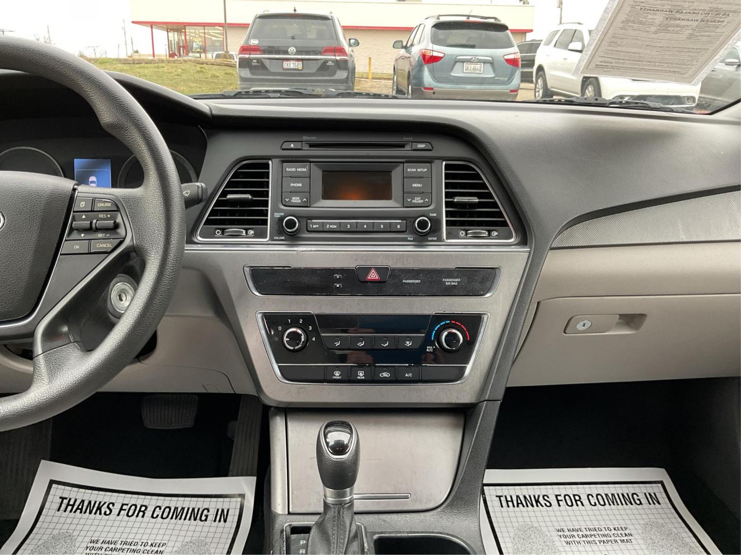 2017 Hyundai Sonata Base/SE (5NPE24AF8HH) with an Other engine, located at 1184 Kauffman Ave, Fairborn, OH, 45324, (937) 908-9800, 39.807072, -84.030914 - 2017 Hyundai Sonata Base/SE - Photo#12