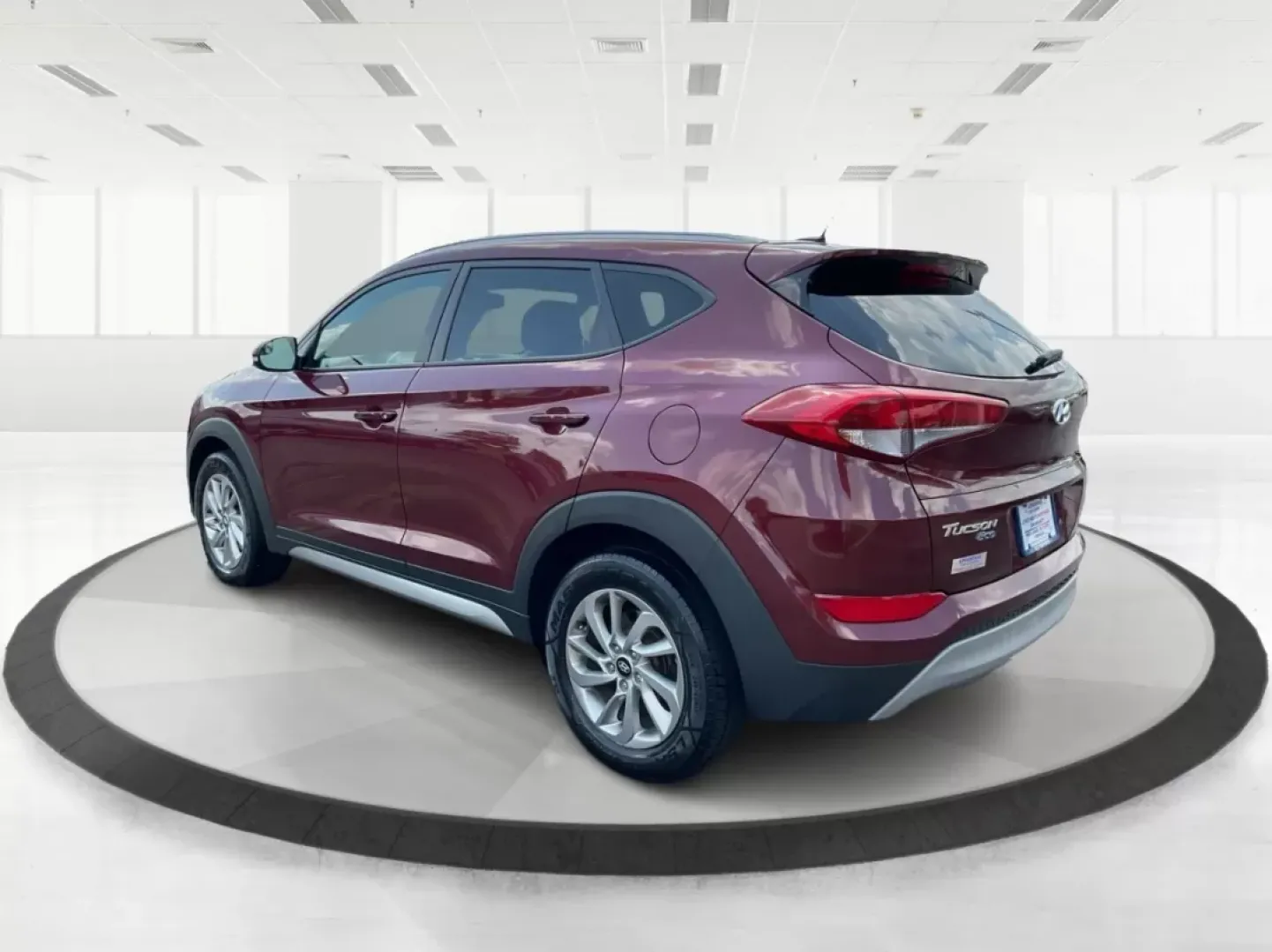 2017 Hyundai Tucson Eco (KM8J33A24HU) with an 1.6L I-4 gasoline direct injection engine, located at 401 Woodman Dr, Riverside, OH, 45431, (937) 908-9800, 39.760899, -84.123421 - ### Discover the Perfect SUV for Your Adventures: 2017 Hyundai Tucson Eco at Advantage Car and Credit<br /> <br /> Are you searching for a reliable SUV that fits seamlessly into your active lifestyle? Look no further! The 2017 Hyundai Tucson Eco is the perfect companion for weekend adventures, daily - Photo#4