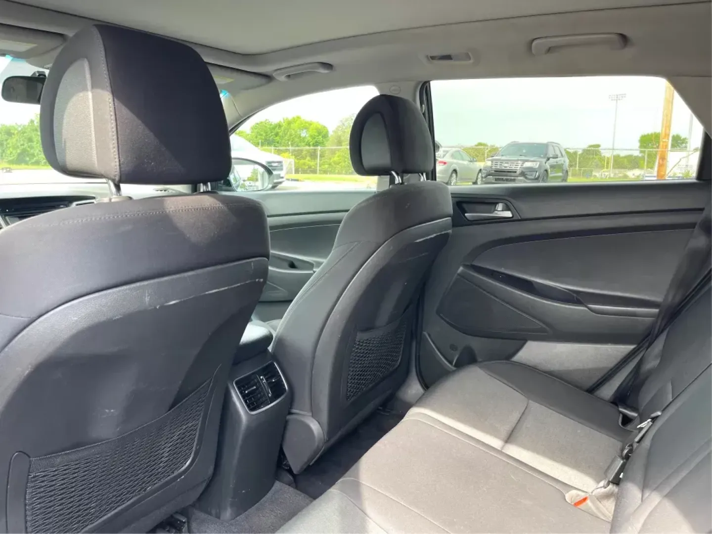 2017 Hyundai Tucson Night (KM8J3CA29HU) with an Other engine, located at 4508 South Dixie Dr, Moraine, OH, 45439, (937) 908-9800, 39.689976, -84.218452 - 2017 Hyundai Tucson Night - Photo#10