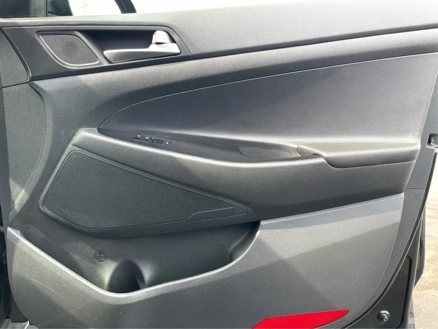 2017 Hyundai Tucson Night (KM8J3CA29HU) with an Other engine, located at 4508 South Dixie Dr, Moraine, OH, 45439, (937) 908-9800, 39.689976, -84.218452 - 2017 Hyundai Tucson Night - Photo#20