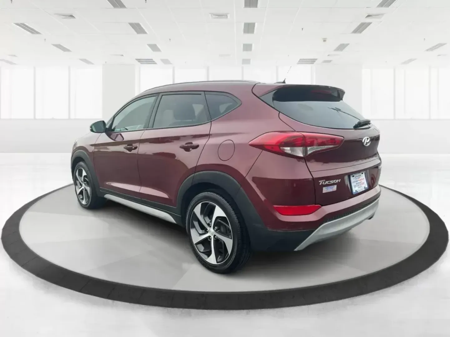 2017 Hyundai Tucson Sport (KM8J3CA29HU) with an 1.6L I-4 gasoline direct injection engine, located at 1099 N County Rd 25A, Troy, OH, 45373, (937) 908-9800, 40.057079, -84.212883 - ### Discover Adventure with the 2017 Hyundai Tucson Sport Your Perfect SUV Awaits!<br /> <br /> Are you ready to elevate your driving experience? Introducing the 2017 Hyundai Tucson Sport, a compact SUV designed for the modern lifestyle. Whether you're a busy professional navigating long commutes, - Photo#4