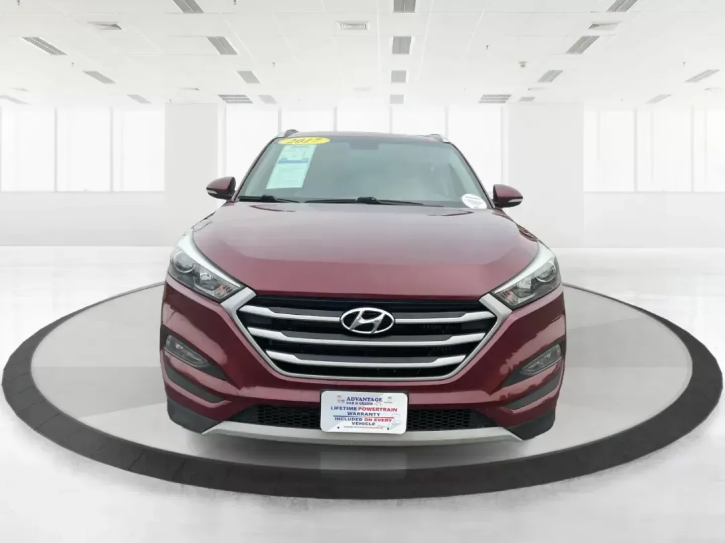 2017 Hyundai Tucson Sport (KM8J3CA29HU) with an 1.6L I-4 gasoline direct injection engine, located at 1099 N County Rd 25A, Troy, OH, 45373, (937) 908-9800, 40.057079, -84.212883 - ### Discover Adventure with the 2017 Hyundai Tucson Sport Your Perfect SUV Awaits!<br /> <br /> Are you ready to elevate your driving experience? Introducing the 2017 Hyundai Tucson Sport, a compact SUV designed for the modern lifestyle. Whether you're a busy professional navigating long commutes, - Photo#6