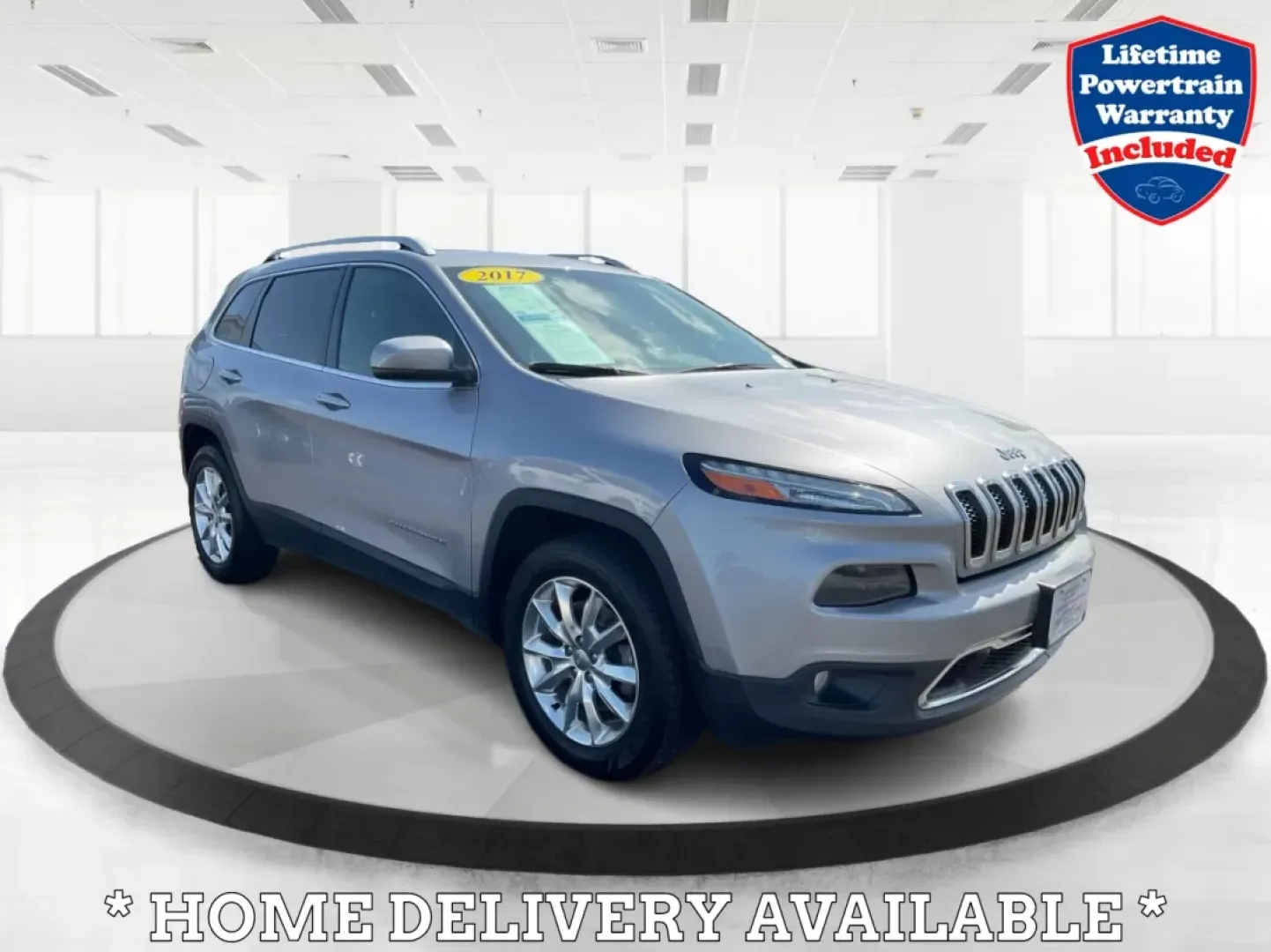 2017 Jeep Cherokee Limited 4x4 (1C4PJMDB5HW) with an Other engine, located at 401 Woodman Dr, Riverside, OH, 45431, (937) 908-9800, 39.760899, -84.123421 - **Adventure Awaits with the 2017 Jeep Cherokee Limited 4x4: Your Perfect Family Crossover!**<br /> <br /> Discover the ultimate blend of style, comfort, and performance with the 2017 Jeep Cherokee Limited 4x4, available now at Advantage Car and Credit in Fairborn, OH. This vehicle is designed for th - Photo#0