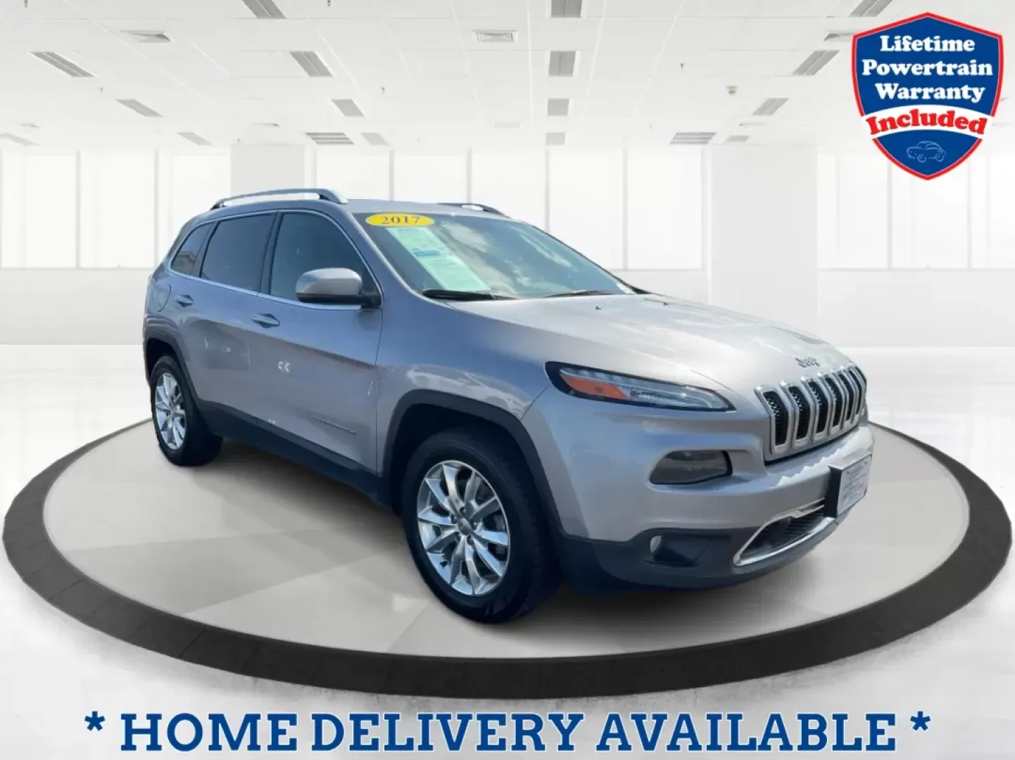 2017 Jeep Cherokee Limited 4x4 (1C4PJMDB5HW) with an Other engine, located at 401 Woodman Dr, Riverside, OH, 45431, (937) 908-9800, 39.760899, -84.123421 - **Adventure Awaits with the 2017 Jeep Cherokee Limited 4x4: Your Perfect Family Crossover!**<br /> <br /> Discover the ultimate blend of style, comfort, and performance with the 2017 Jeep Cherokee Limited 4x4, available now at Advantage Car and Credit in Fairborn, OH. This vehicle is designed for th - Photo#0