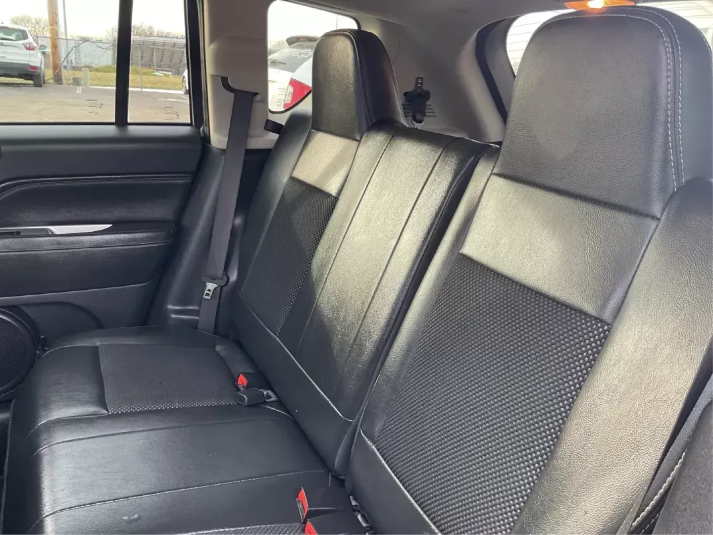 2017 Jeep Compass Latitude 4x4 (1C4NJDEB9HD) with an 2.4L I-4 DOHC engine, located at 4508 South Dixie Dr, Moraine, OH, 45439, (937) 908-9800, 39.689976, -84.218452 - 2017 Jeep Compass Latitude 4x4 - Photo#9