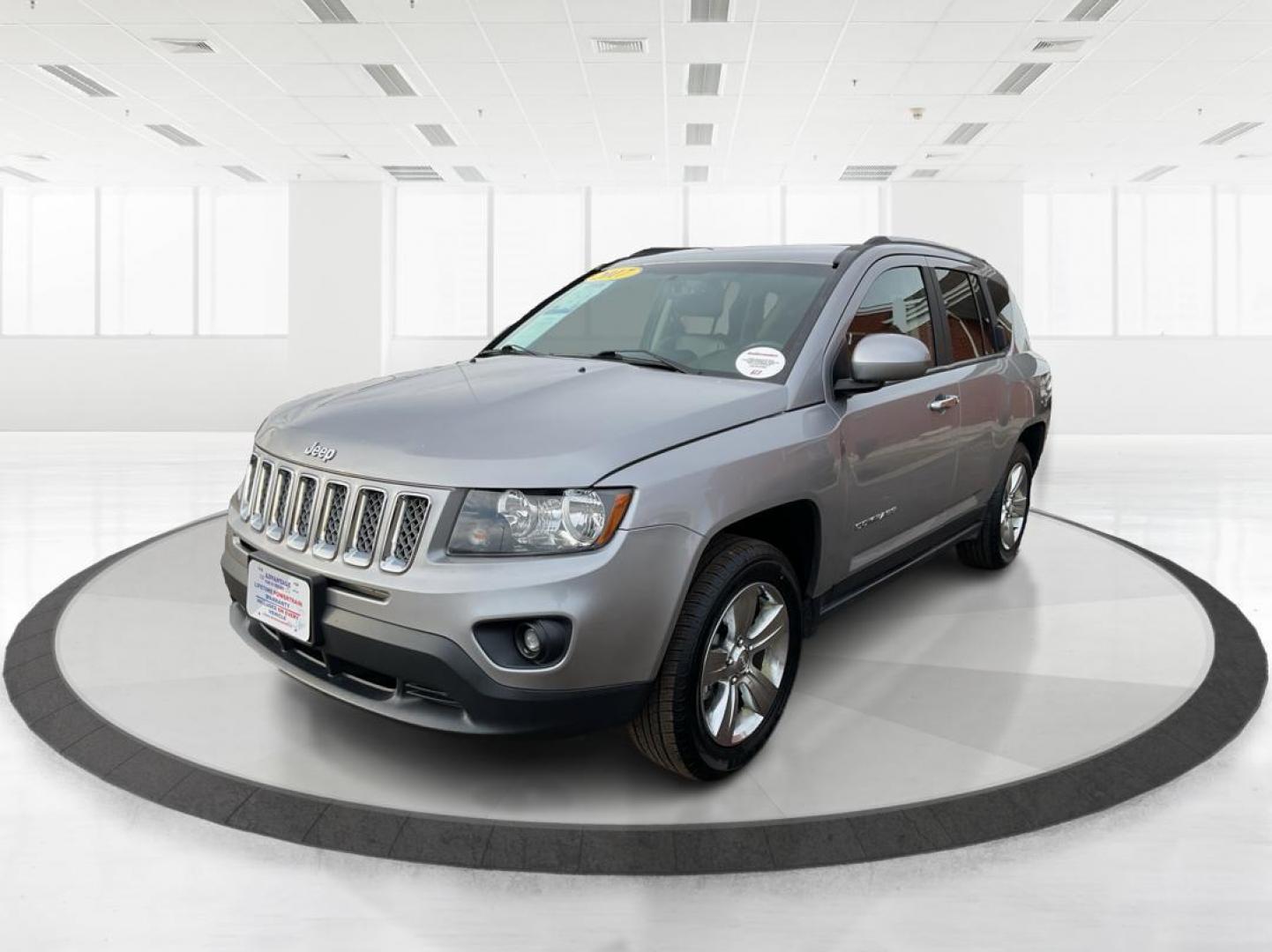 2017 Jeep Compass Latitude 4x4 (1C4NJDEB9HD) with an 2.4L I-4 DOHC engine, located at 4508 South Dixie Dr, Moraine, OH, 45439, (937) 908-9800, 39.689976, -84.218452 - 2017 Jeep Compass Latitude 4x4 - Photo#7