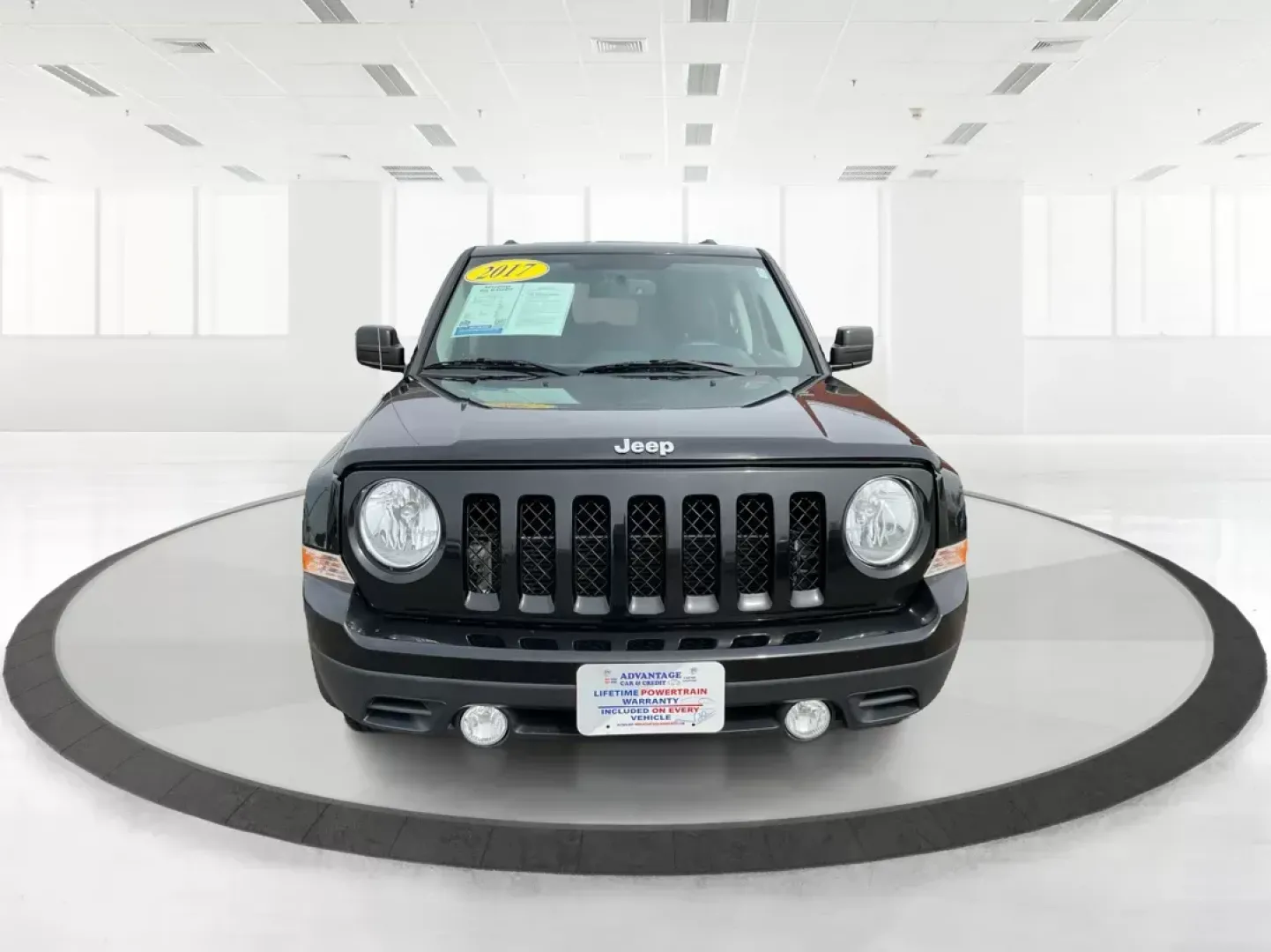 2017 Jeep Patriot Sport FWD (1C4NJPBAXHD) with an 2.4L I-4 DOHC engine, located at 8750 N County Rd 25A, Piqua, OH, 45356, (937) 908-9800, 40.164391, -84.232513 - ### Unleash Adventure with the 2017 Jeep Patriot: Your Perfect SUV Awaits!<br /> <br /> Are you ready to embark on your next adventure? Whether you're a growing family looking for a reliable vehicle, a commuter seeking comfort during long drives, or an outdoor enthusiast craving weekend getaways, th - Photo#6