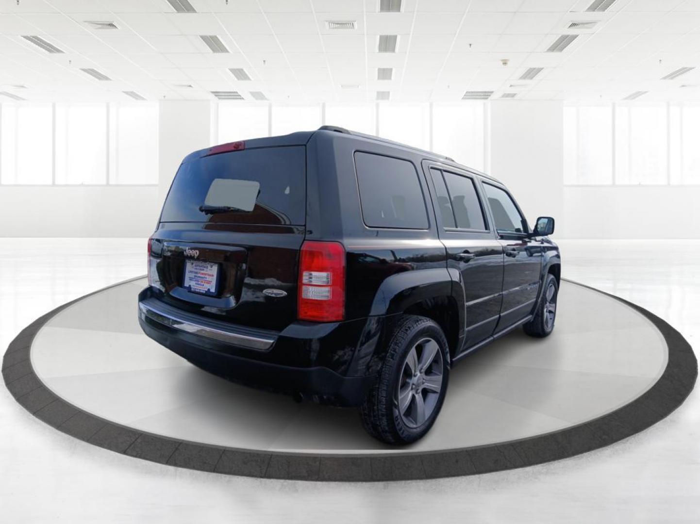 2017 Jeep Patriot Latitude 2WD (1C4NJPFA3HD) with an 2.0L L4 DOHC 16V engine, located at 1099 N County Rd 25A, Troy, OH, 45373, (937) 908-9800, 40.057079, -84.212883 - 2017 Jeep Patriot Latitude 2WD - Photo#2