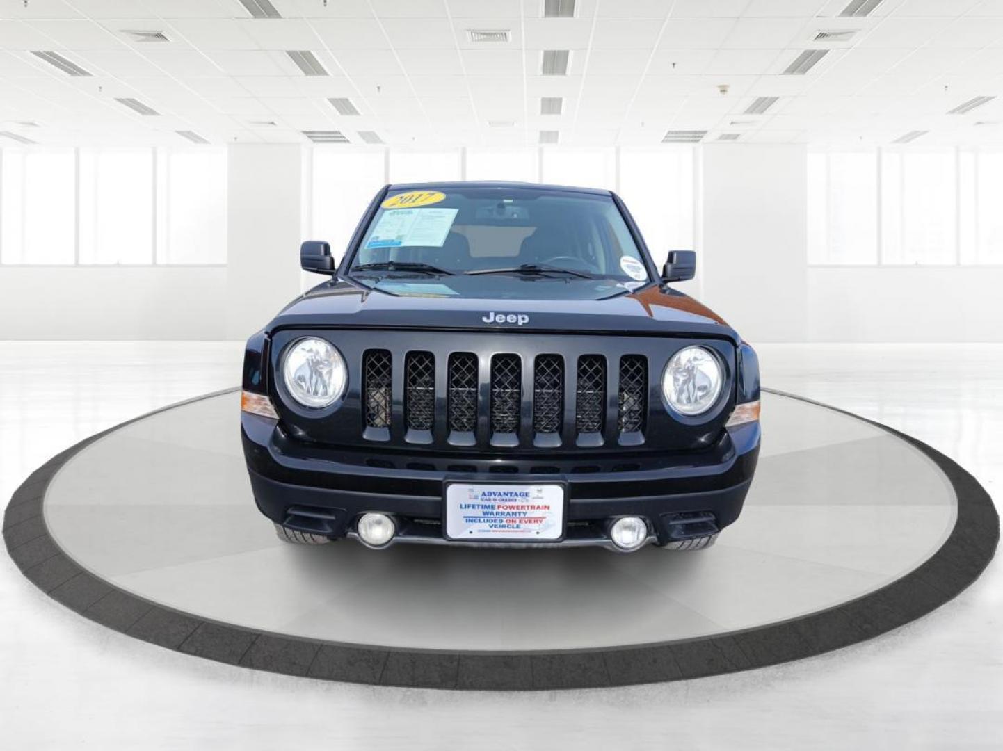 2017 Jeep Patriot Latitude 2WD (1C4NJPFA3HD) with an 2.0L L4 DOHC 16V engine, located at 1099 N County Rd 25A, Troy, OH, 45373, (937) 908-9800, 40.057079, -84.212883 - 2017 Jeep Patriot Latitude 2WD - Photo#6