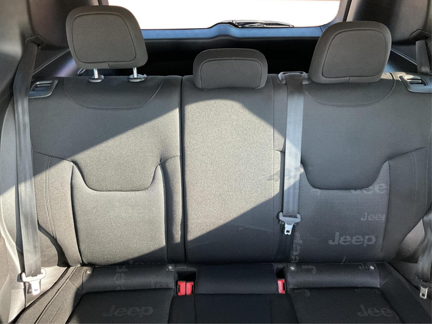2017 Jeep Renegade Sport 4x4 (ZACCJBAH3HP) with an MultiAir 1.4L I-4 variable valve control engine, Manual transmission, located at 1099 N County Rd 25A, Troy, OH, 45373, (937) 908-9800, 40.057079, -84.212883 - 2017 Jeep Renegade Sport 4x4 - Photo#11