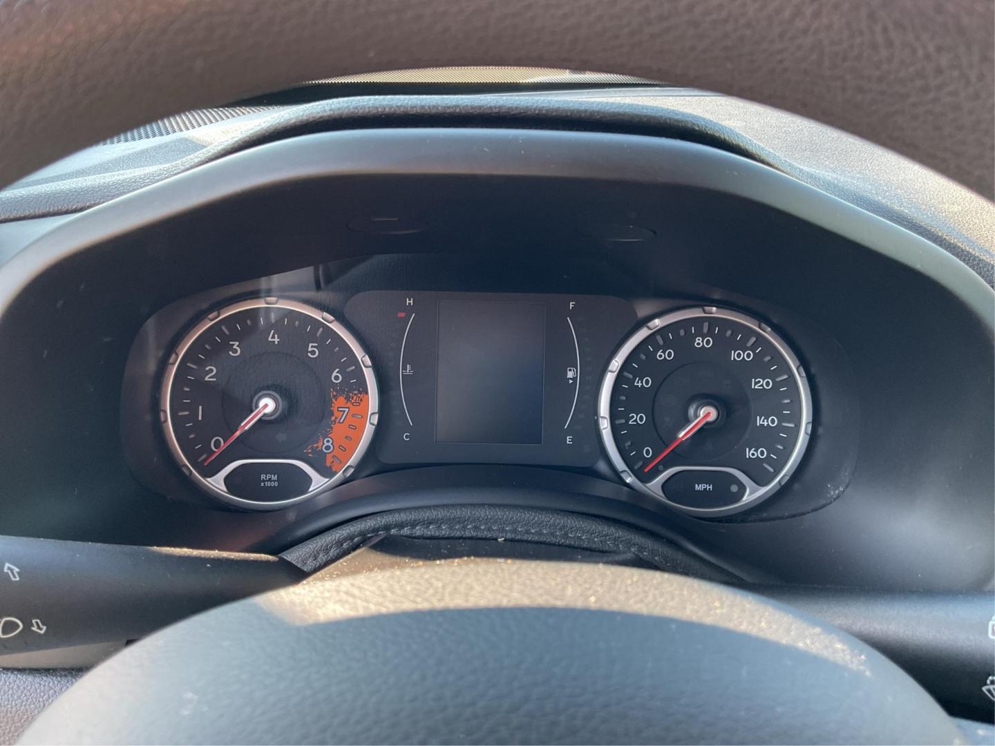 2017 Jeep Renegade Sport 4x4 (ZACCJBAH3HP) with an MultiAir 1.4L I-4 variable valve control engine, Manual transmission, located at 1099 N County Rd 25A, Troy, OH, 45373, (937) 908-9800, 40.057079, -84.212883 - 2017 Jeep Renegade Sport 4x4 - Photo#12