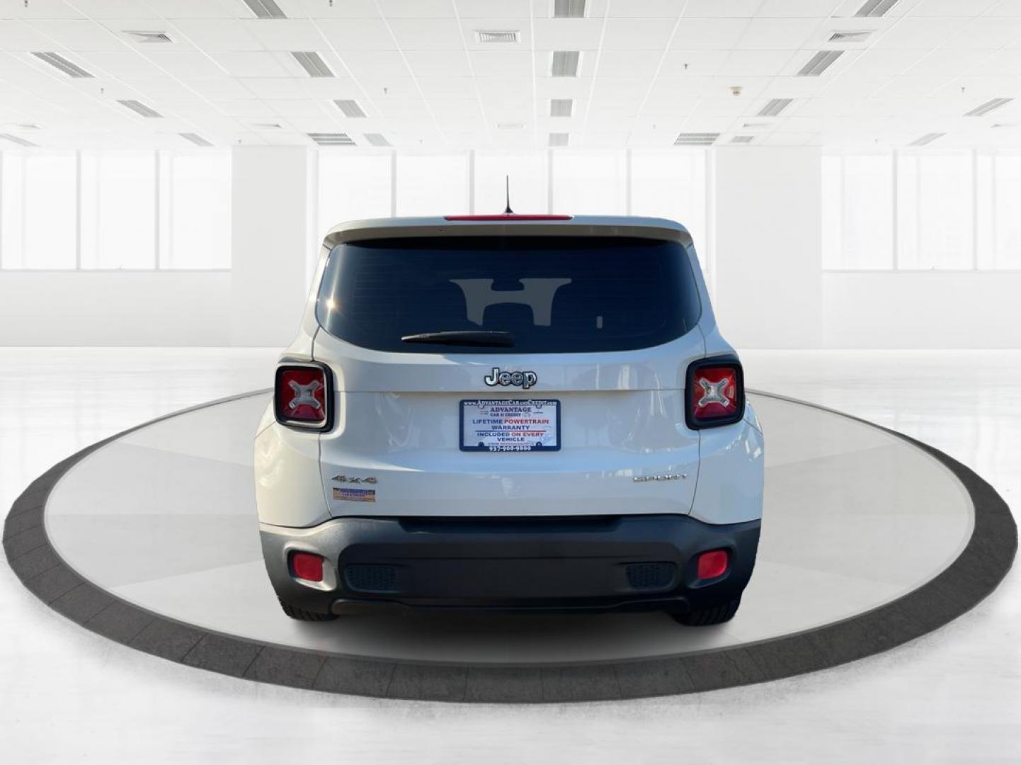 2017 Jeep Renegade Sport 4x4 (ZACCJBAH3HP) with an MultiAir 1.4L I-4 variable valve control engine, Manual transmission, located at 1099 N County Rd 25A, Troy, OH, 45373, (937) 908-9800, 40.057079, -84.212883 - 2017 Jeep Renegade Sport 4x4 - Photo#2
