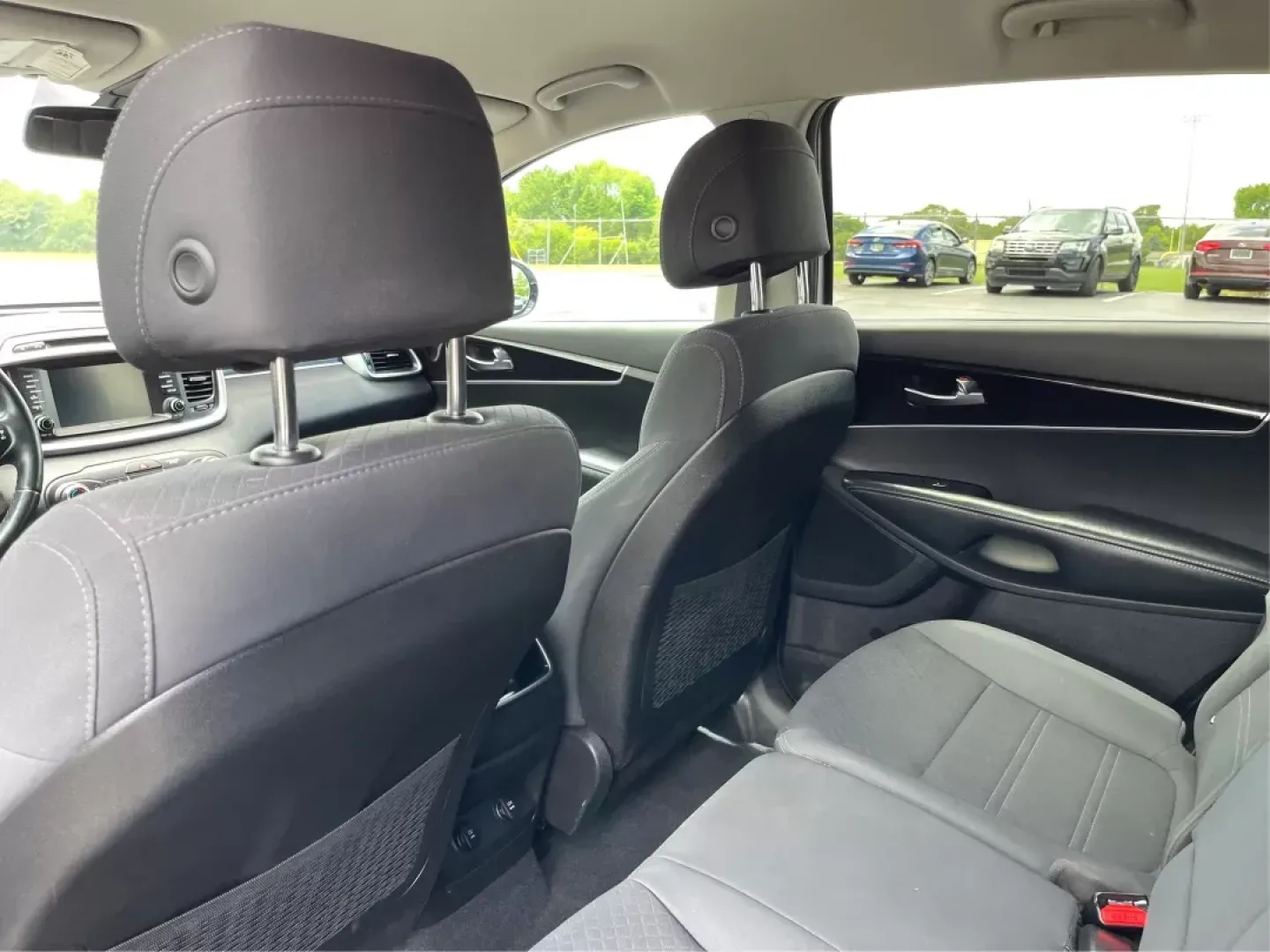 2017 Kia Sorento LX AWD (5XYPGDA32HG) with an 2.4L L4 DOHC 16V engine, 6-Speed Automatic transmission, located at 1951 S Dayton Lakeview Rd., New Carlisle, OH, 45344, (937) 908-9800, 39.890999, -84.050255 - 2017 Kia Sorento LX AWD - Photo#10