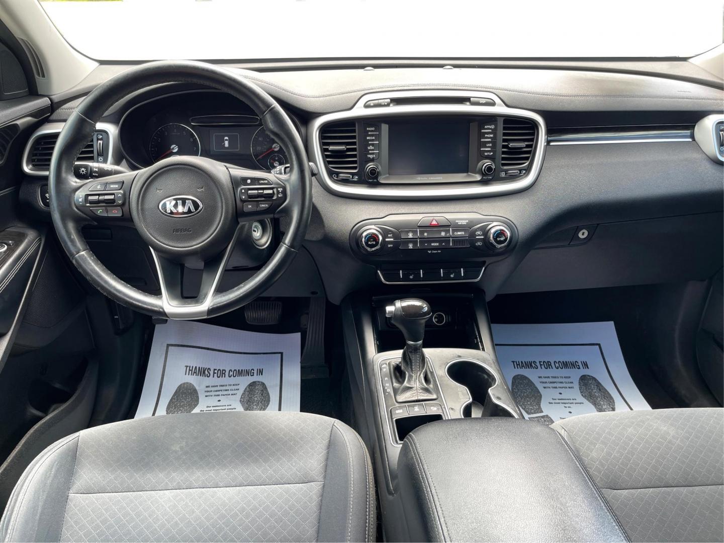 2017 Kia Sorento LX AWD (5XYPGDA32HG) with an 2.4L L4 DOHC 16V engine, 6-Speed Automatic transmission, located at 401 Woodman Dr, Riverside, OH, 45431, (937) 908-9800, 39.760899, -84.123421 - 2017 Kia Sorento LX AWD - Photo#20