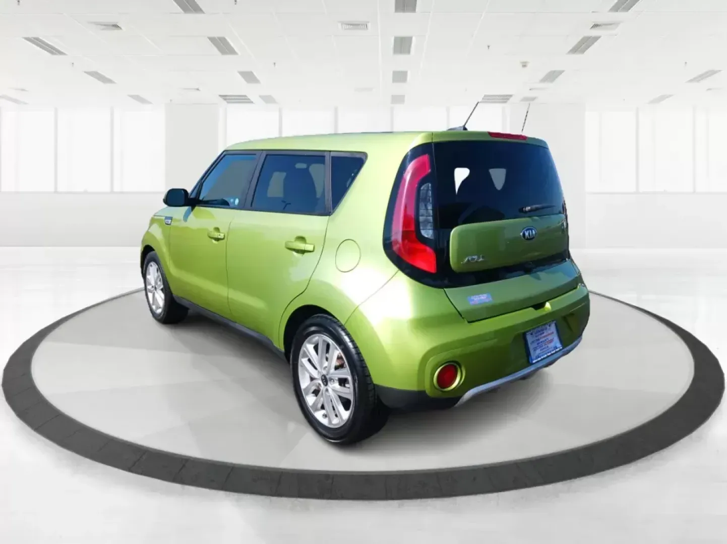 2017 Kia Soul + (KNDJP3A55H7) with an 2.0L L4 DOHC 16V engine, 6-Speed Automatic transmission, located at 1099 N County Rd 25A, Troy, OH, 45373, (937) 908-9800, 40.057079, -84.212883 - 2017 Kia Soul + - Photo#5