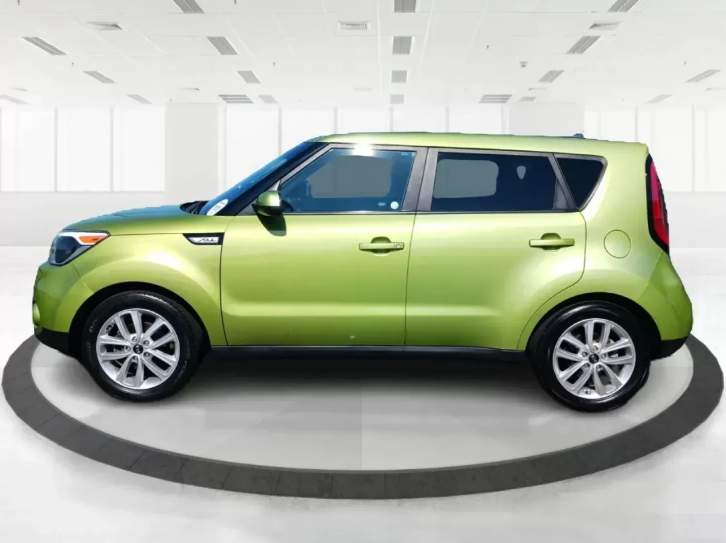 2017 Kia Soul + (KNDJP3A55H7) with an 2.0L L4 DOHC 16V engine, 6-Speed Automatic transmission, located at 1099 N County Rd 25A, Troy, OH, 45373, (937) 908-9800, 40.057079, -84.212883 - 2017 Kia Soul + - Photo#6