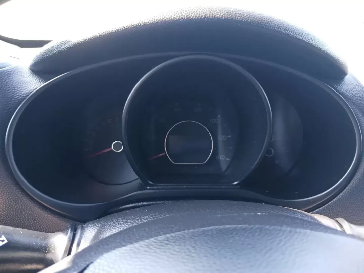2017 Kia Soul + (KNDJP3A55H7) with an 2.0L L4 DOHC 16V engine, 6-Speed Automatic transmission, located at 1099 N County Rd 25A, Troy, OH, 45373, (937) 908-9800, 40.057079, -84.212883 - 2017 Kia Soul + - Photo#15