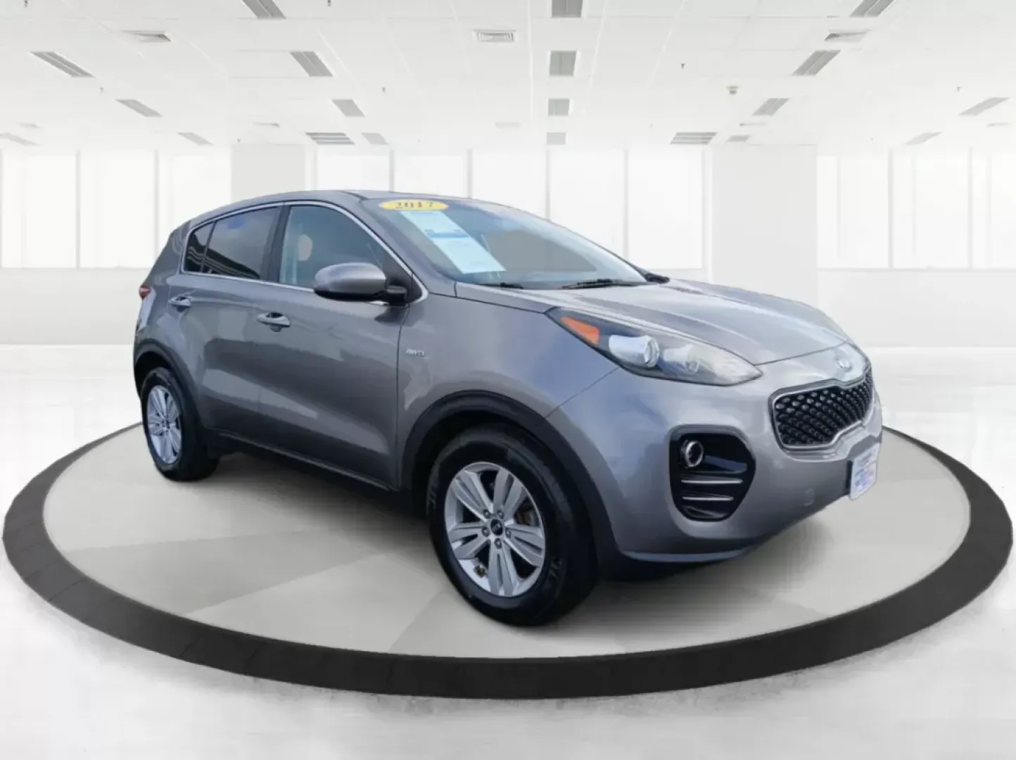 2017 Kia Sportage LX AWD (KNDPMCAC3H7) with an 2.4L V6 DOHC 24V engine, 6-Speed Automatic transmission, located at 1951 S Dayton Lakeview Rd., New Carlisle, OH, 45344, (937) 908-9800, 39.890999, -84.050255 - 2017 Kia Sportage LX AWD - Photo#0