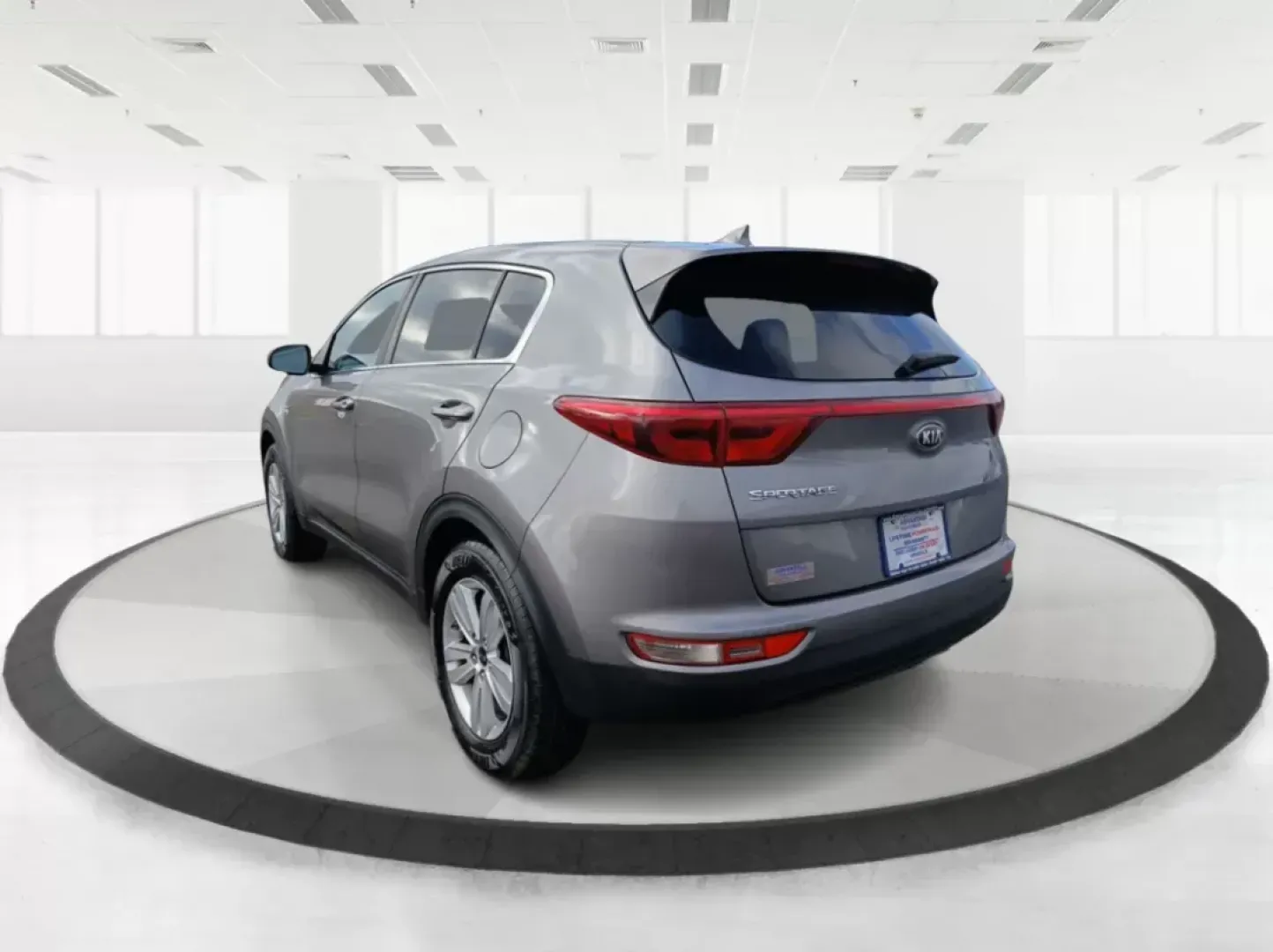 2017 Kia Sportage LX AWD (KNDPMCAC3H7) with an 2.4L V6 DOHC 24V engine, 6-Speed Automatic transmission, located at 1951 S Dayton Lakeview Rd., New Carlisle, OH, 45344, (937) 908-9800, 39.890999, -84.050255 - 2017 Kia Sportage LX AWD - Photo#4
