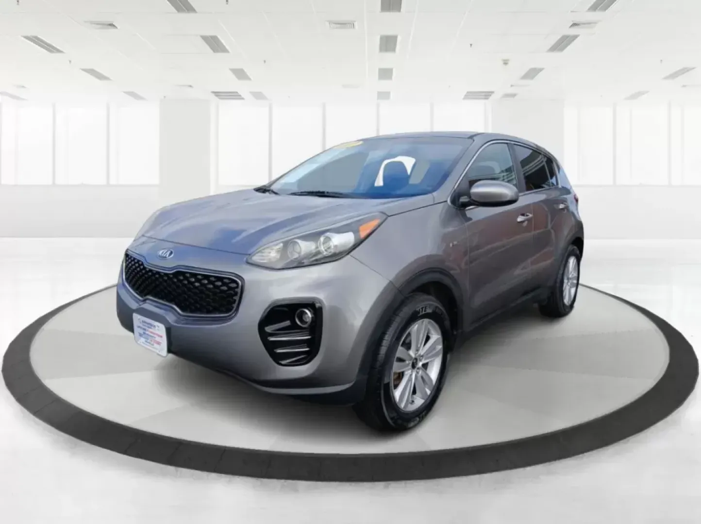 2017 Kia Sportage LX AWD (KNDPMCAC3H7) with an 2.4L V6 DOHC 24V engine, 6-Speed Automatic transmission, located at 1951 S Dayton Lakeview Rd., New Carlisle, OH, 45344, (937) 908-9800, 39.890999, -84.050255 - 2017 Kia Sportage LX AWD - Photo#7
