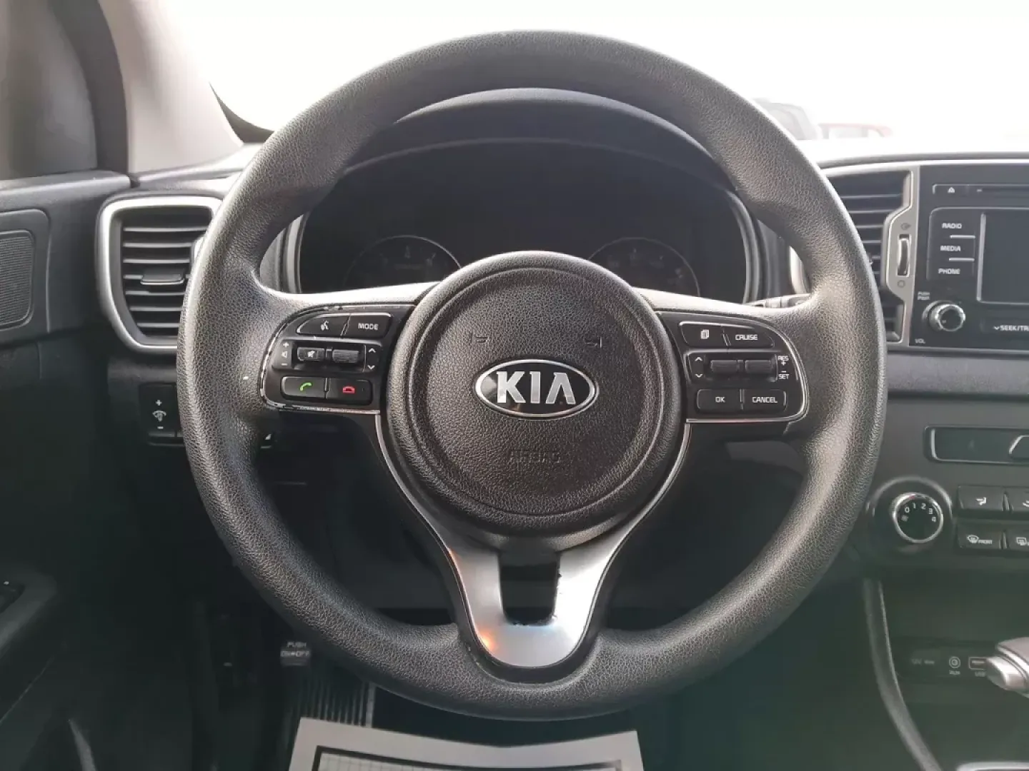 2017 Kia Sportage LX AWD (KNDPMCAC3H7) with an 2.4L V6 DOHC 24V engine, 6-Speed Automatic transmission, located at 1951 S Dayton Lakeview Rd., New Carlisle, OH, 45344, (937) 908-9800, 39.890999, -84.050255 - 2017 Kia Sportage LX AWD - Photo#15