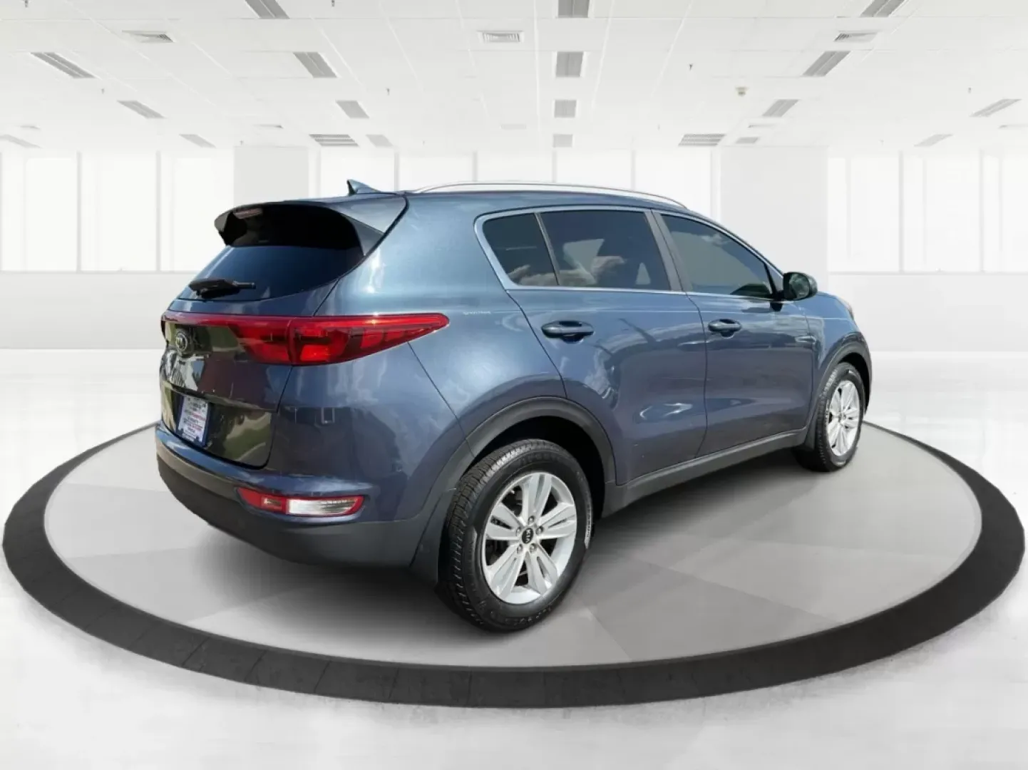 2017 Kia Sportage LX (KNDPM3ACXH7) with an Theta II 2.4L I-4 gasoline direct injection engine, located at 8750 N County Rd 25A, Piqua, OH, 45356, (937) 908-9800, 40.164391, -84.232513 - **Discover Your Next Adventure with the 2017 Kia Sportage LX at Advantage Car and Credit!** <br /> <br /> Are you ready to elevate your driving experience? Look no further! This stunning 2017 Kia Sportage LX in Pacific Blue is perfect for anyone who craves both style and functionality. Whether you'r - Photo#2