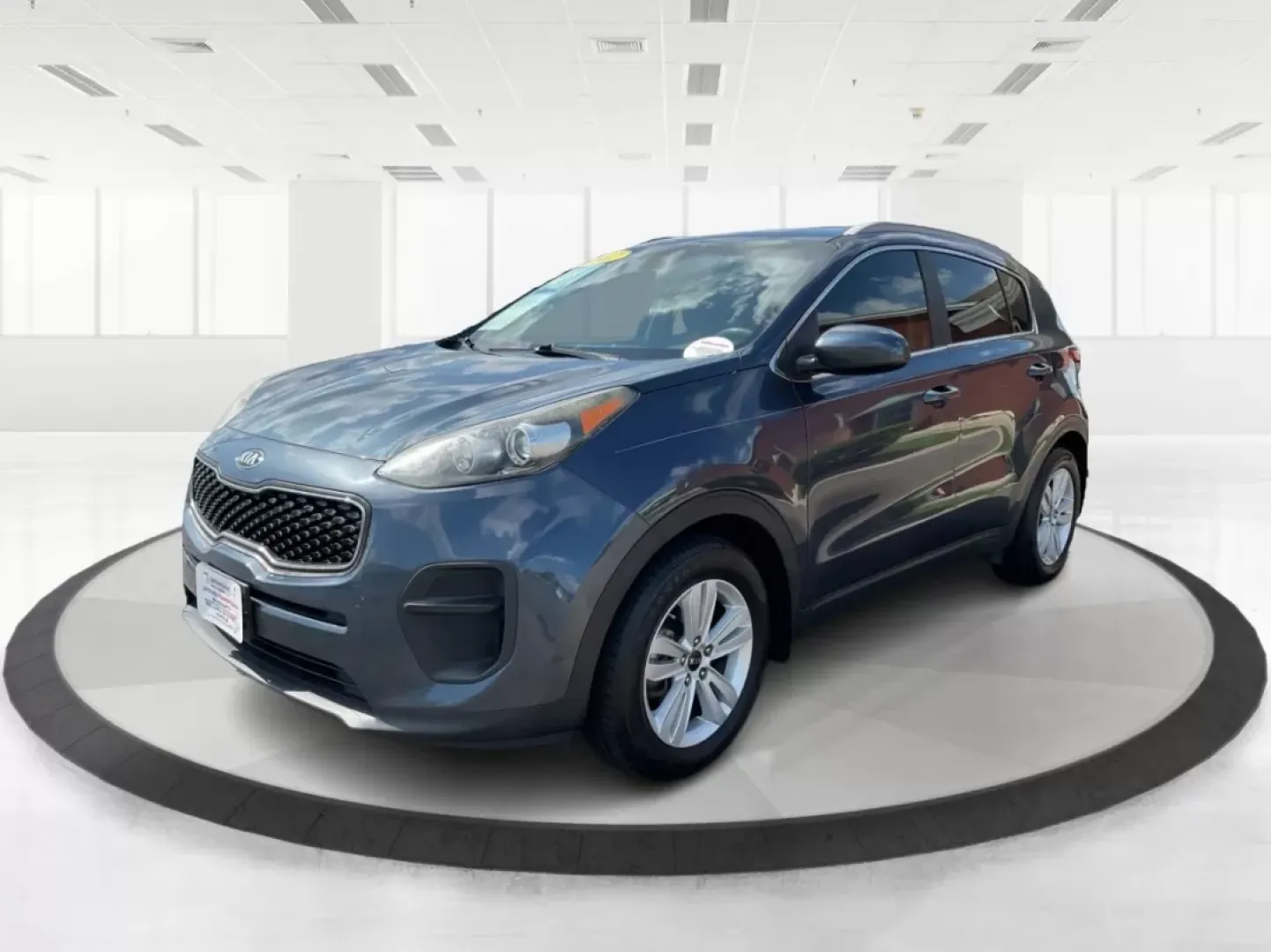 2017 Kia Sportage LX (KNDPM3ACXH7) with an Theta II 2.4L I-4 gasoline direct injection engine, located at 8750 N County Rd 25A, Piqua, OH, 45356, (937) 908-9800, 40.164391, -84.232513 - **Discover Your Next Adventure with the 2017 Kia Sportage LX at Advantage Car and Credit!** <br /> <br /> Are you ready to elevate your driving experience? Look no further! This stunning 2017 Kia Sportage LX in Pacific Blue is perfect for anyone who craves both style and functionality. Whether you'r - Photo#8