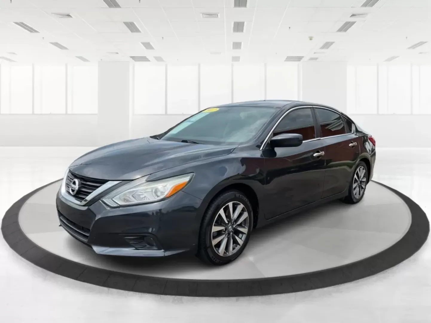 2017 Nissan Altima 2.5 SV (1N4AL3AP0HC) with an 2.5L L4 DOHC 16V engine, Continuously Variable Transmission transmission, located at 8750 N County Rd 25A, Piqua, OH, 45356, (937) 908-9800, 40.164391, -84.232513 - Unlock a seamless driving experience with the 2017 Nissan Altima 2.5 SV, a sedan designed not just for the daily commute but for life's countless adventures. Whether you're navigating the bustling streets of Fairborn, OH, or embarking on weekend getaways with the family, this Altima delivers a perfe - Photo#8