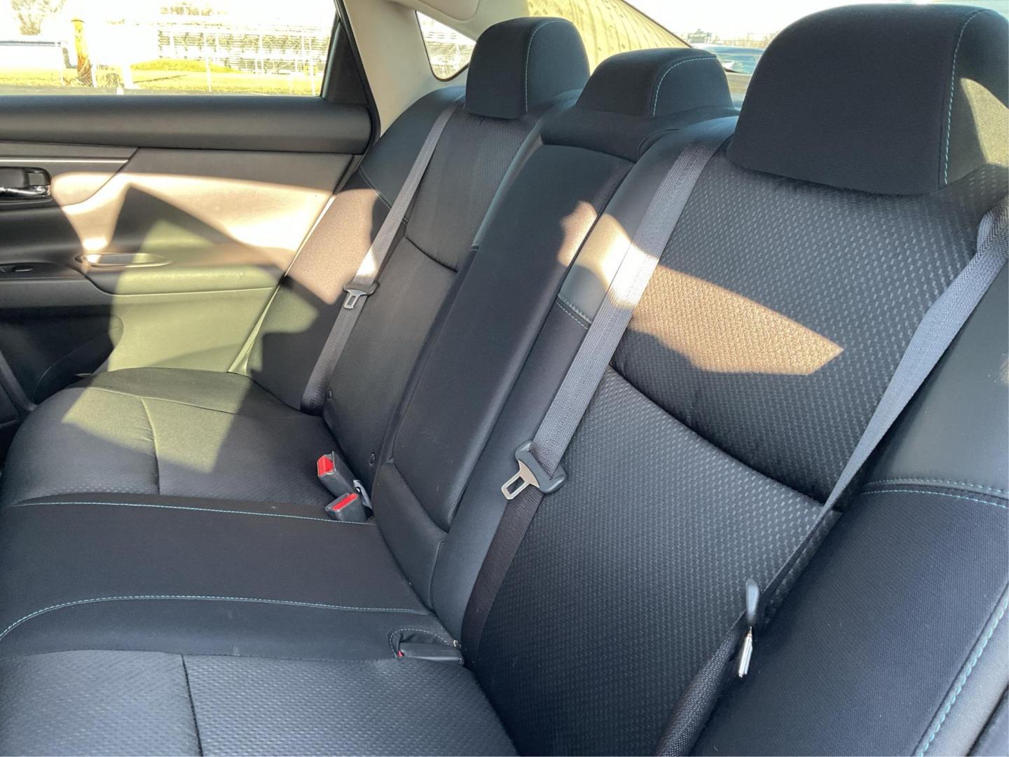 2017 Nissan Altima 2.5 SR (1N4AL3AP8HC) with an Other engine, located at 1951 S Dayton Lakeview Rd., New Carlisle, OH, 45344, (937) 908-9800, 39.890999, -84.050255 - 2017 Nissan Altima 2.5 SR - Photo#9