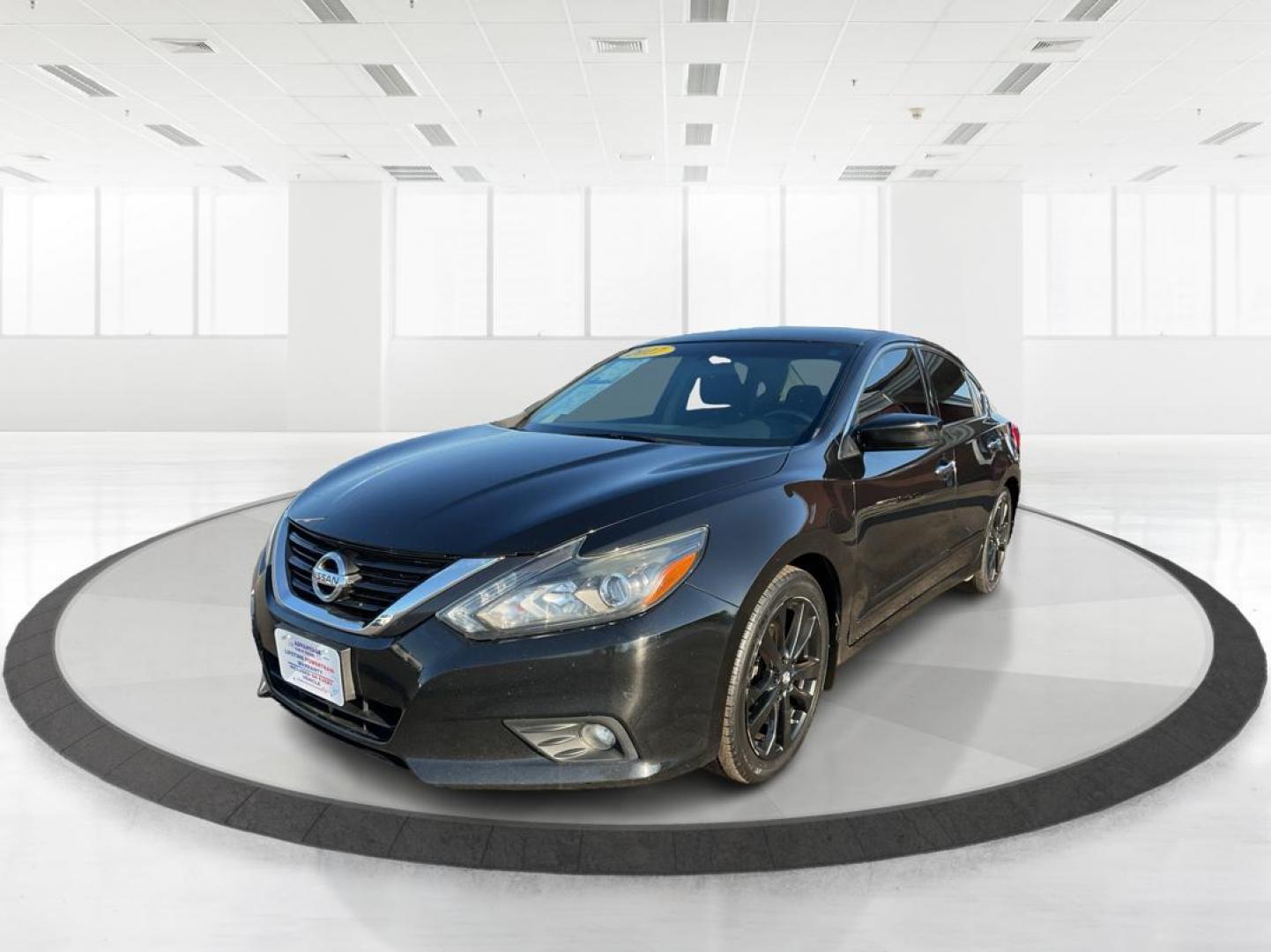 2017 Nissan Altima 2.5 SR (1N4AL3AP8HC) with an Other engine, located at 1951 S Dayton Lakeview Rd., New Carlisle, OH, 45344, (937) 908-9800, 39.890999, -84.050255 - 2017 Nissan Altima 2.5 SR - Photo#7