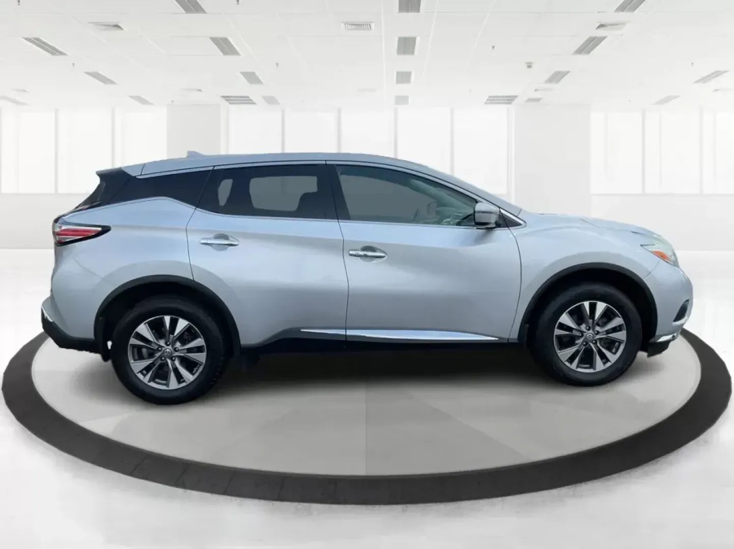 2017 Nissan Murano S AWD (5N1AZ2MH6HN) with an 3.5L V6 DOHC 24V engine, Continuously Variable Transmission transmission, located at 1184 Kauffman Ave, Fairborn, OH, 45324, (937) 908-9800, 39.807072, -84.030914 - **Discover Your Adventure with the 2017 Nissan Murano S AWD at Advantage Car and Credit!**<br /> <br /> Are you ready to upgrade your driving experience? If you're searching for a versatile SUV that blends style, comfort, and capability, look no further than our stunning 2017 Nissan Murano S AWD, av - Photo#1