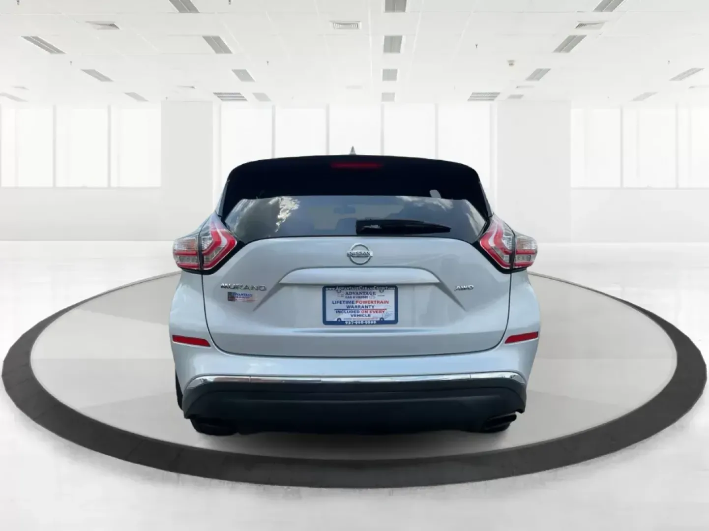 2017 Nissan Murano S AWD (5N1AZ2MH6HN) with an 3.5L V6 DOHC 24V engine, Continuously Variable Transmission transmission, located at 1184 Kauffman Ave, Fairborn, OH, 45324, (937) 908-9800, 39.807072, -84.030914 - **Discover Your Adventure with the 2017 Nissan Murano S AWD at Advantage Car and Credit!**<br /> <br /> Are you ready to upgrade your driving experience? If you're searching for a versatile SUV that blends style, comfort, and capability, look no further than our stunning 2017 Nissan Murano S AWD, av - Photo#3