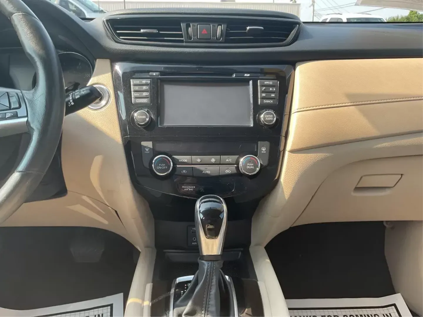 2017 Nissan Rogue SV (5N1AT2MV3HC) with an 2.5L I-4 DOHC engine, located at 1099 N County Rd 25A, Troy, OH, 45373, (937) 908-9800, 40.057079, -84.212883 - 2017 Nissan Rogue SV - Photo#11