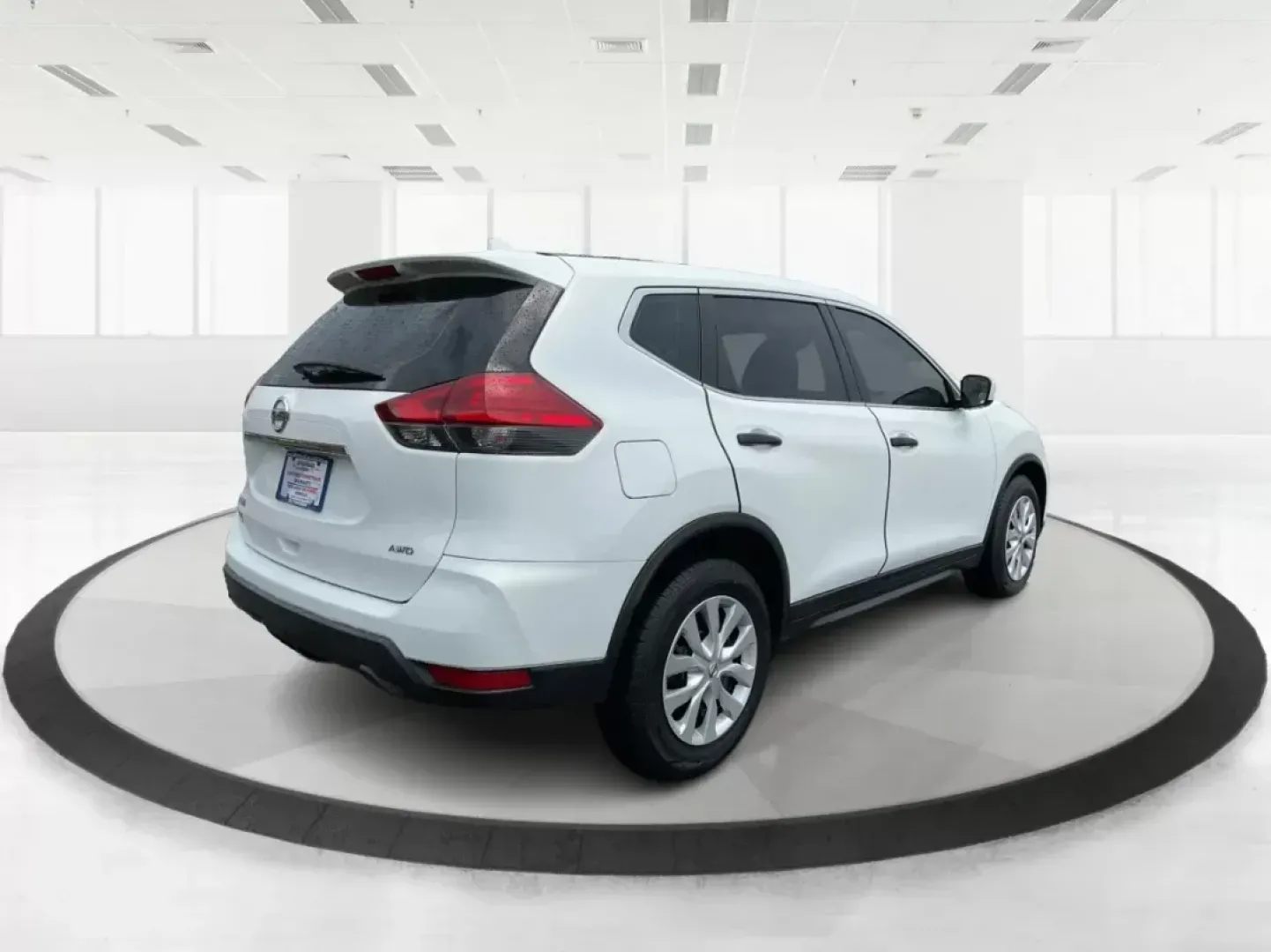 2017 Nissan Rogue S (KNMAT2MV0HP) with an 2.5L I-4 DOHC engine, located at 8750 N County Rd 25A, Piqua, OH, 45356, (937) 908-9800, 40.164391, -84.232513 - **Adventure Awaits: Explore the 2017 Nissan Rogue at Advantage Car and Credit!**<br /> <br /> Are you ready to embark on your next family road trip or weekend adventure? The 2017 Nissan Rogue is the perfect companion for those who value versatility, comfort, and reliability. Whether you're navigatin - Photo#2
