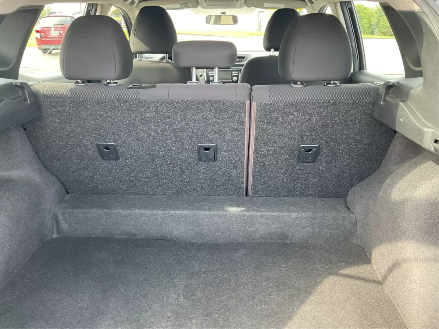 2017 Nissan Rogue S (JN1BJ1CR3HW) with an 2L I-4 gasoline direct injection engine, located at 1951 S Dayton Lakeview Rd., New Carlisle, OH, 45344, (937) 908-9800, 39.890999, -84.050255 - **Discover Adventure with the 2017 Nissan Rogue at Advantage Car and Credit!**<br /> <br /> Are you ready to elevate your lifestyle and embark on new adventures? Whether you're a busy parent juggling school drop-offs, a commuter navigating the daily grind, or an outdoor enthusiast seeking weekend es - Photo#11
