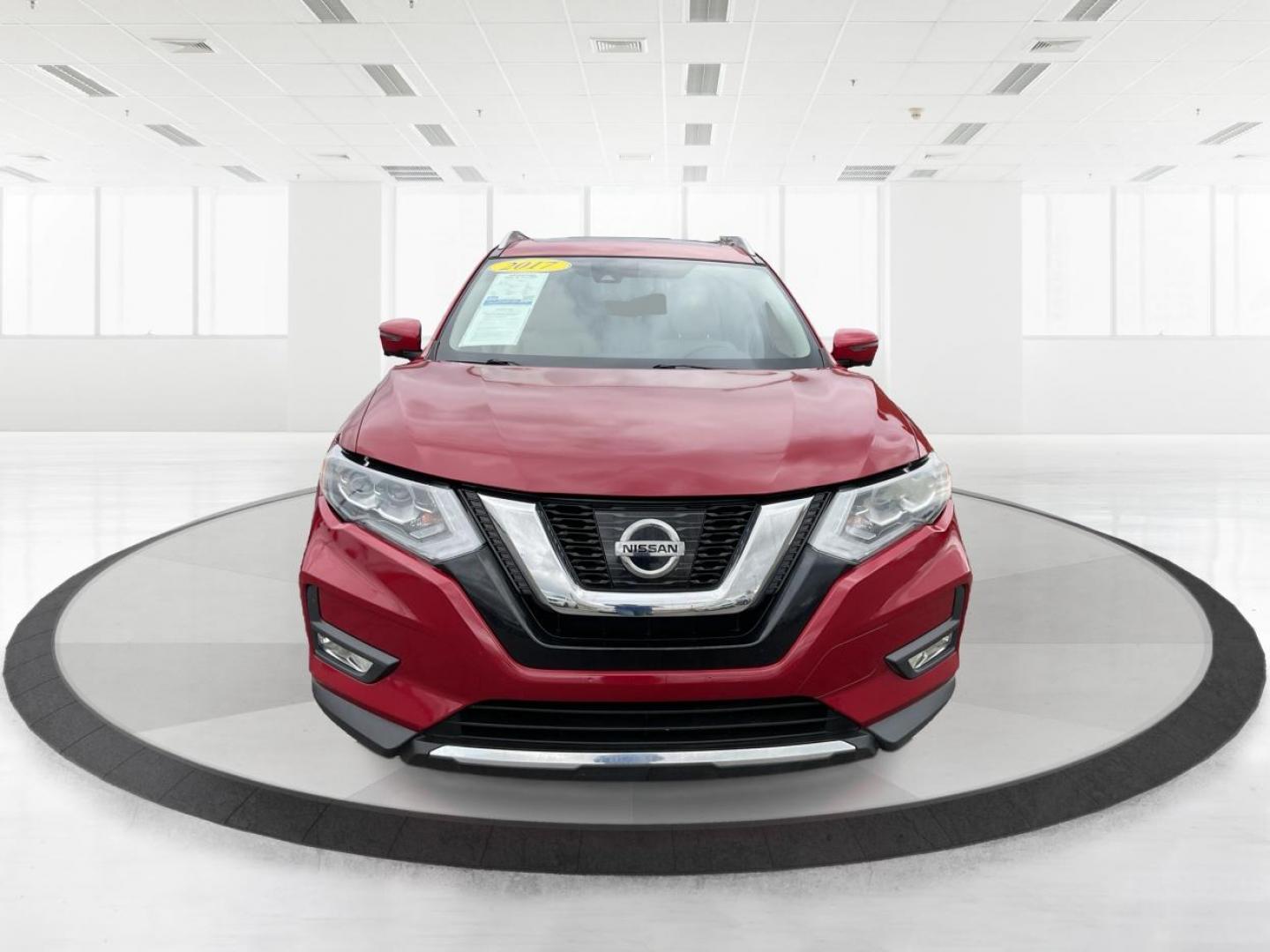 2017 Nissan Rogue SL (JN8AT2MV2HW) with an 2.5L I-4 DOHC engine, located at 4508 South Dixie Dr, Moraine, OH, 45439, (937) 908-9800, 39.689976, -84.218452 - 2017 Nissan Rogue SL - Photo#6