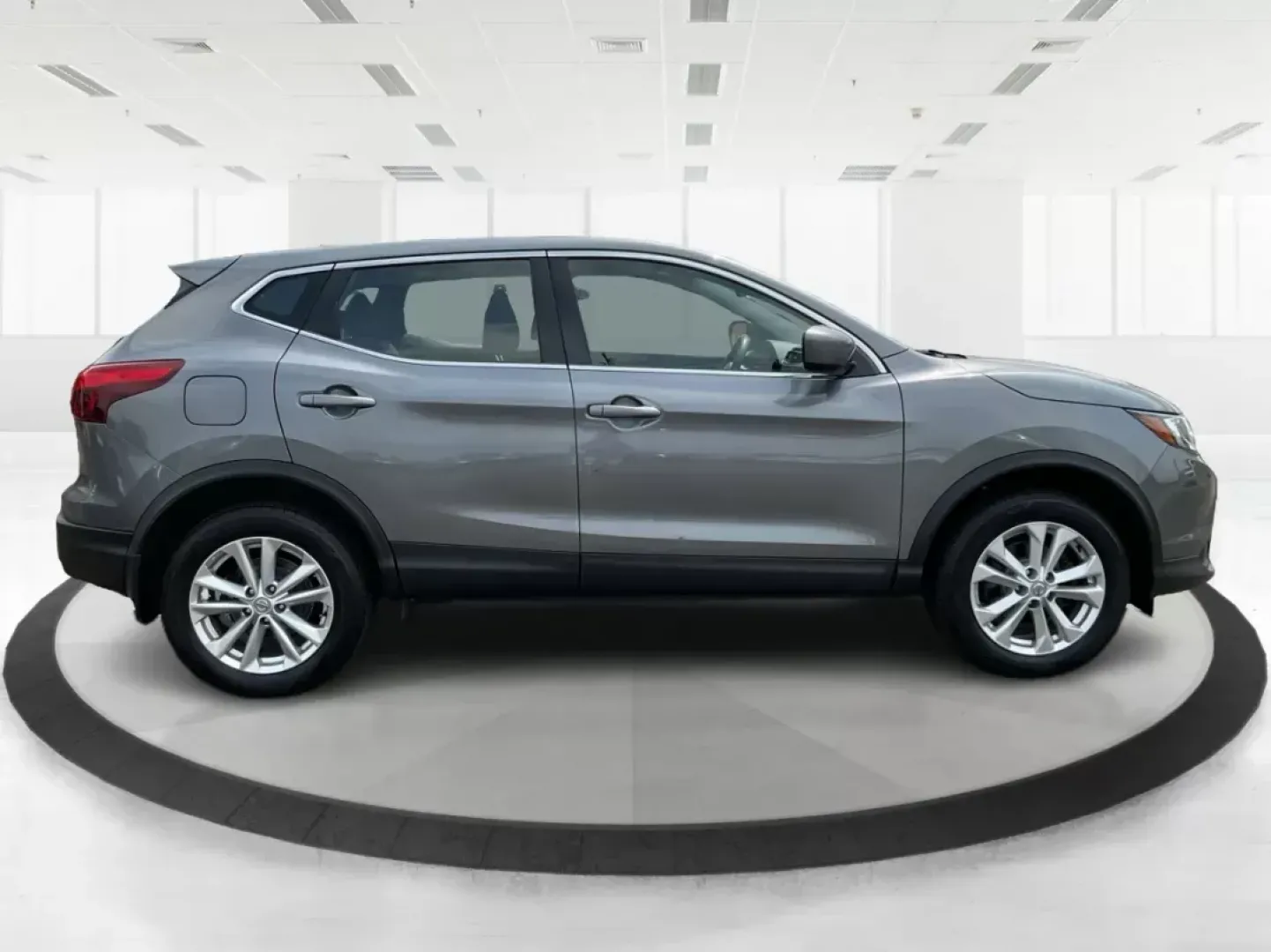 2017 Nissan Rogue Sport S (JN1BJ1CR9HW) with an 2L I-4 gasoline direct injection engine, located at 880 E. National Road, Vandalia, OH, 45377, (937) 908-9800, 39.891918, -84.183594 - 2017 Nissan Rogue Sport S - Photo#1