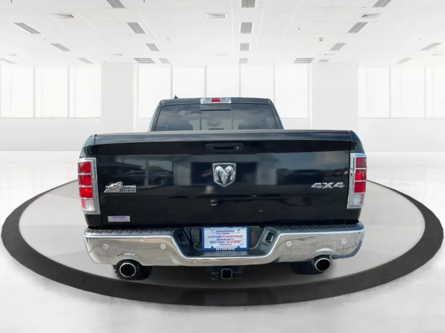 2017 Ram 1500 Big Horn Crew Cab 4x4 6'4 Box (1C6RR7TT6HS) with an Other engine, located at 8750 N County Rd 25A, Piqua, OH, 45356, (937) 908-9800, 40.164391, -84.232513 - **Experience Unmatched Capability with the 2017 Ram 1500 Big Horn Crew Cab 4x4 at Advantage Car and Credit - Piqua!**<br /> <br /> Are you on the hunt for a rugged and versatile truck that can handle everything from daily commutes to weekend adventures? Look no further than this stunning 2017 Ram 15 - Photo#3