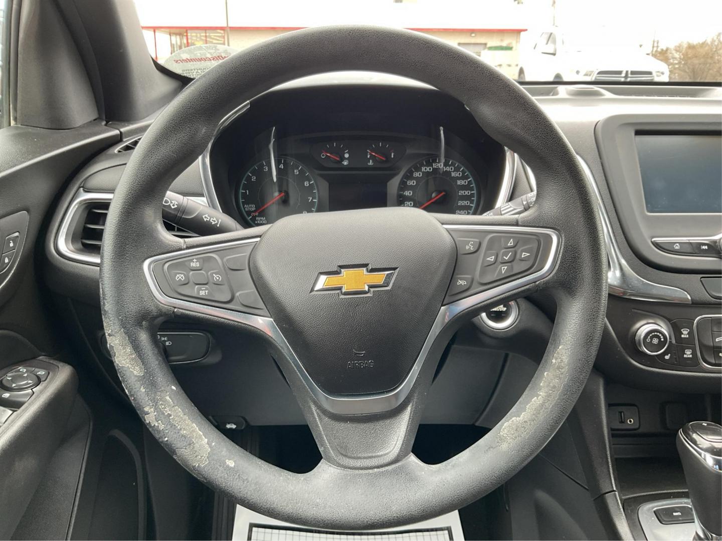 2018 Chevrolet Equinox LT AWD (2GNAXSEV5J6) with an 1.5L L4 DOHC 16V TURBO engine, 6-Speed Automatic transmission, located at 4508 South Dixie Dr, Moraine, OH, 45439, (937) 908-9800, 39.689976, -84.218452 - 2018 Chevrolet Equinox LT AWD - Photo#15
