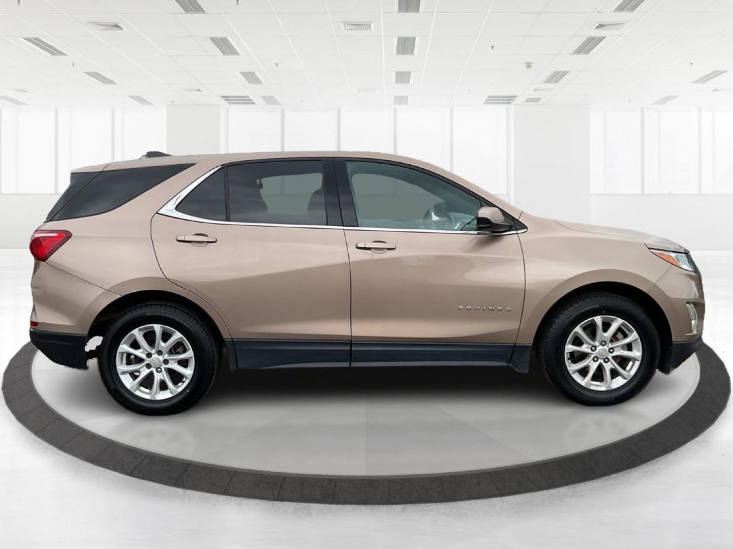 2018 Chevrolet Equinox LT AWD (2GNAXSEV5J6) with an 1.5L L4 DOHC 16V TURBO engine, 6-Speed Automatic transmission, located at 4508 South Dixie Dr, Moraine, OH, 45439, (937) 908-9800, 39.689976, -84.218452 - 2018 Chevrolet Equinox LT AWD - Photo#1