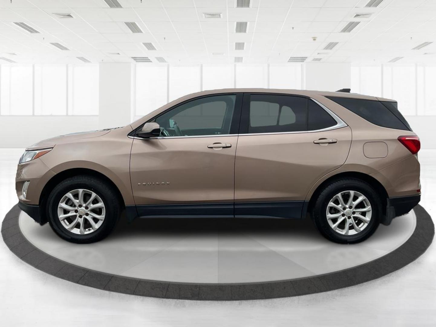 2018 Chevrolet Equinox LT AWD (2GNAXSEV5J6) with an 1.5L L4 DOHC 16V TURBO engine, 6-Speed Automatic transmission, located at 4508 South Dixie Dr, Moraine, OH, 45439, (937) 908-9800, 39.689976, -84.218452 - 2018 Chevrolet Equinox LT AWD - Photo#5