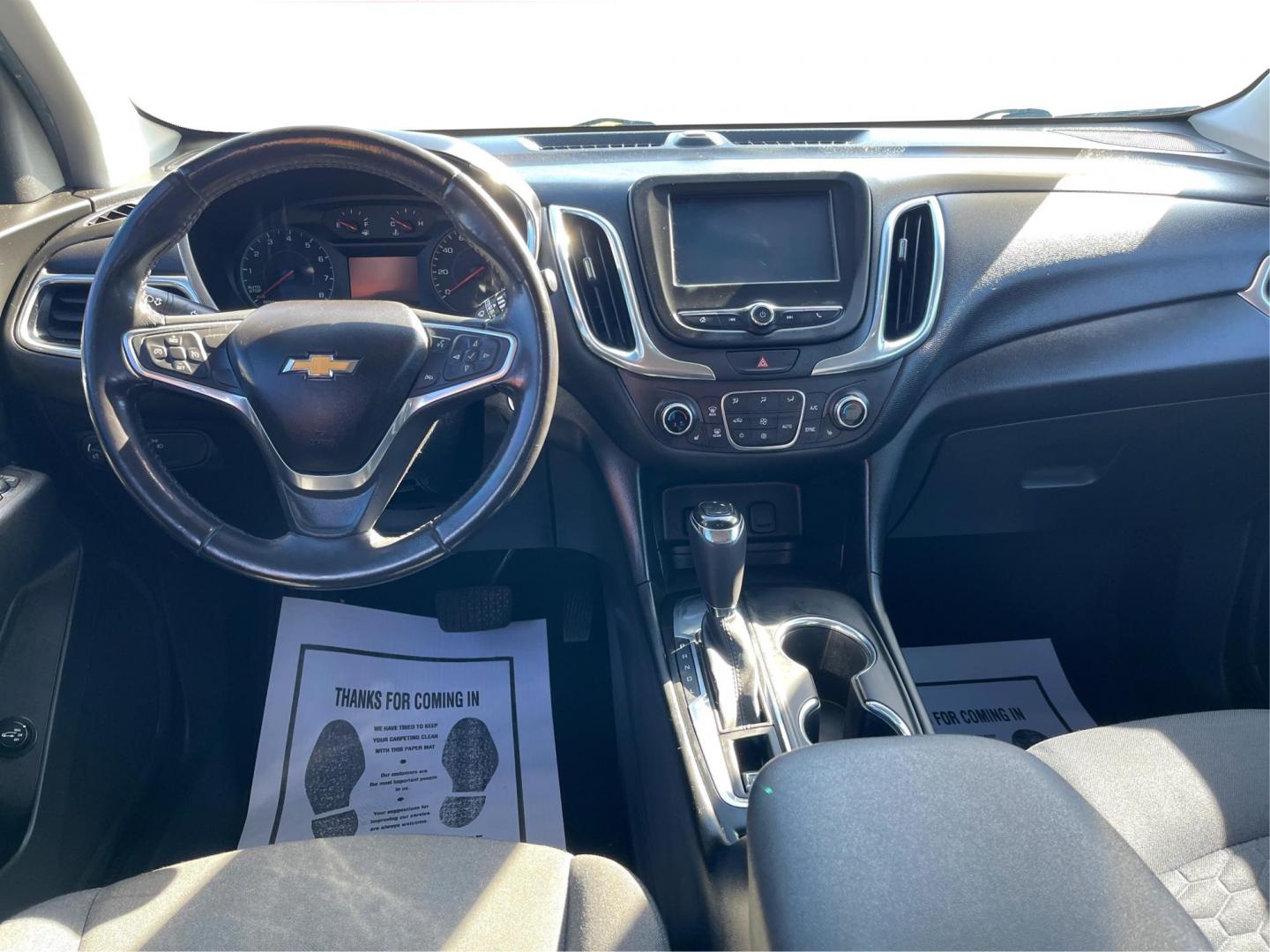 2018 Chevrolet Equinox LT 2WD (2GNAXJEV1J6) with an 1.5L L4 DIR DOHC 16V TURBO engine, 6-Speed Automatic transmission, located at 1230 East Main St, Xenia, OH, 45385, (937) 908-9800, 39.688026, -83.910172 - One Owner - Photo#19