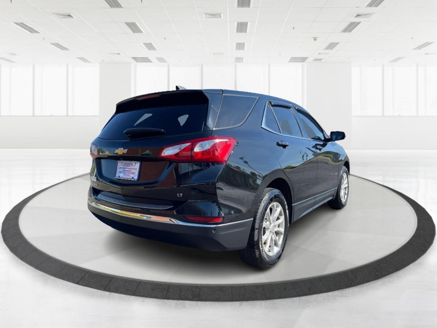 2018 Chevrolet Equinox LT 2WD (2GNAXJEV1J6) with an 1.5L L4 DIR DOHC 16V TURBO engine, 6-Speed Automatic transmission, located at 1230 East Main St, Xenia, OH, 45385, (937) 908-9800, 39.688026, -83.910172 - One Owner - Photo#2