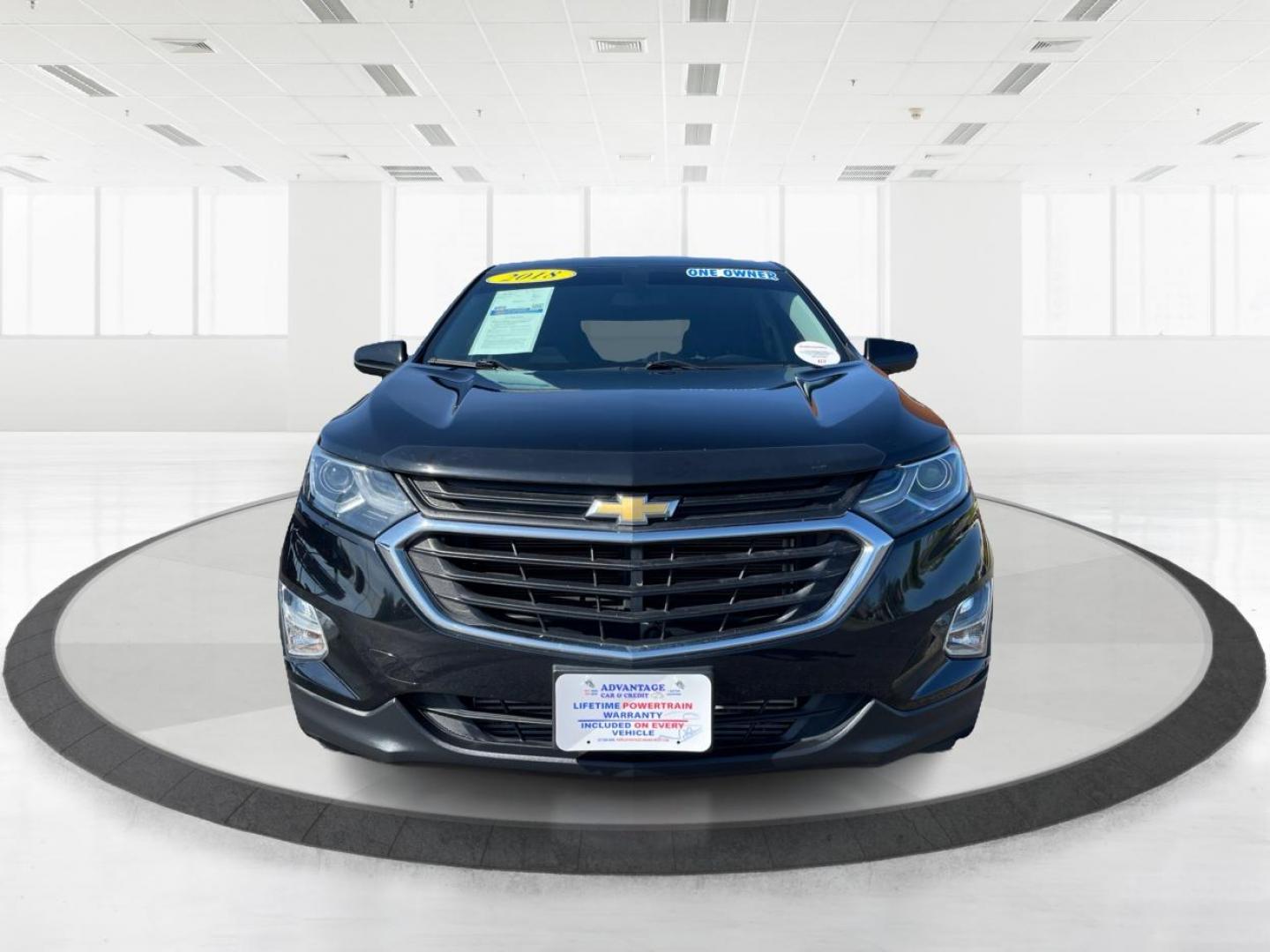 2018 Chevrolet Equinox LT 2WD (2GNAXJEV1J6) with an 1.5L L4 DIR DOHC 16V TURBO engine, 6-Speed Automatic transmission, located at 1230 East Main St, Xenia, OH, 45385, (937) 908-9800, 39.688026, -83.910172 - One Owner - Photo#6