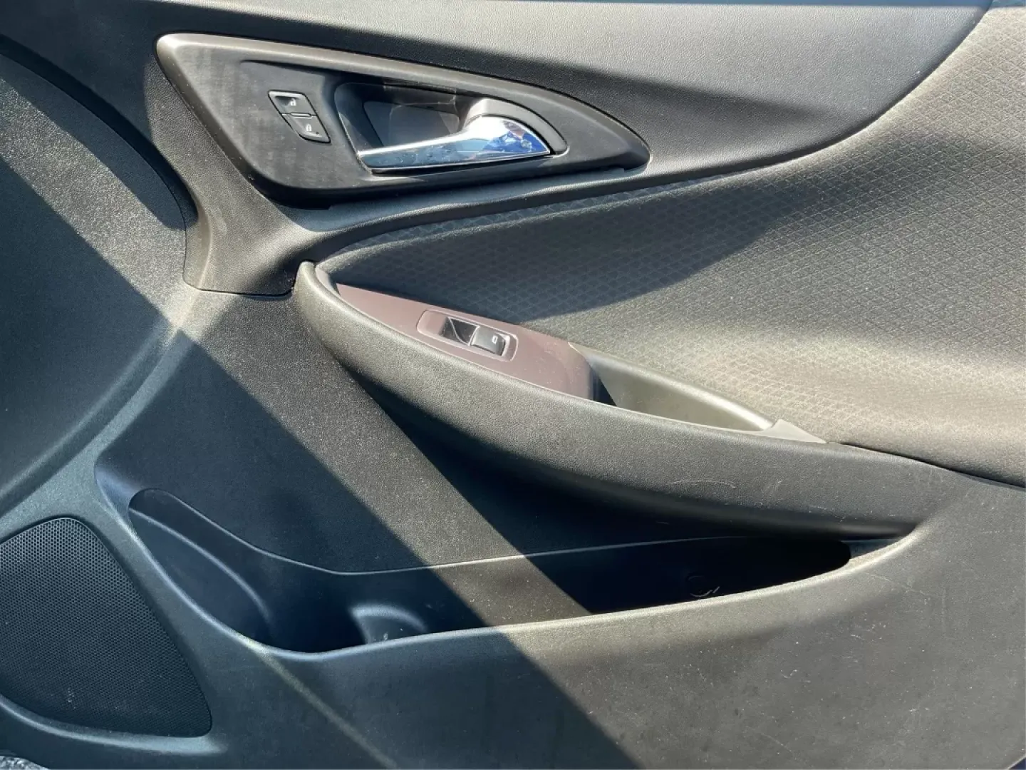 2018 Chevrolet Malibu 1LS (1G1ZB5ST0JF) with an ECOTEC 1.5L I-4 gasoline direct injection engine, located at 1184 Kauffman Ave, Fairborn, OH, 45324, (937) 908-9800, 39.807072, -84.030914 - **Experience Unmatched Comfort and Style with the 2018 Chevrolet Malibu at Advantage Car and Credit in Fairborn, OH!**<br /> <br /> Are you in the market for a dependable sedan that effortlessly balances style, comfort, and cutting-edge technology? Look no further than the stunning 2018 Chevrolet Ma - Photo#19