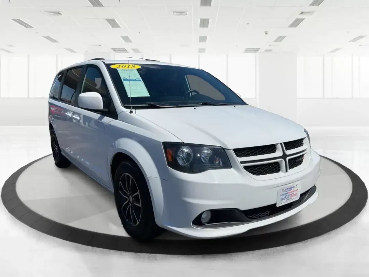 2018 Dodge Grand Caravan GT (2C4RDGEGXJR) with an Pentastar 3.6L V-6 DOHC engine, located at 8750 N County Rd 25A, Piqua, OH, 45356, (937) 908-9800, 40.164391, -84.232513 - **Discover the Ultimate Family Adventure Vehicle: 2018 Dodge Grand Caravan GT**<br /> <br /> Are you searching for a reliable and spacious vehicle that seamlessly fits your family's active lifestyle? Look no further than this 2018 Dodge Grand Caravan GT, available now at Advantage Car and Credit in - Photo#0