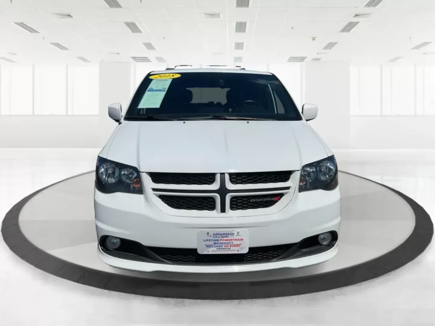 2018 Dodge Grand Caravan GT (2C4RDGEGXJR) with an Pentastar 3.6L V-6 DOHC engine, located at 8750 N County Rd 25A, Piqua, OH, 45356, (937) 908-9800, 40.164391, -84.232513 - **Discover the Ultimate Family Adventure Vehicle: 2018 Dodge Grand Caravan GT**<br /> <br /> Are you searching for a reliable and spacious vehicle that seamlessly fits your family's active lifestyle? Look no further than this 2018 Dodge Grand Caravan GT, available now at Advantage Car and Credit in - Photo#6